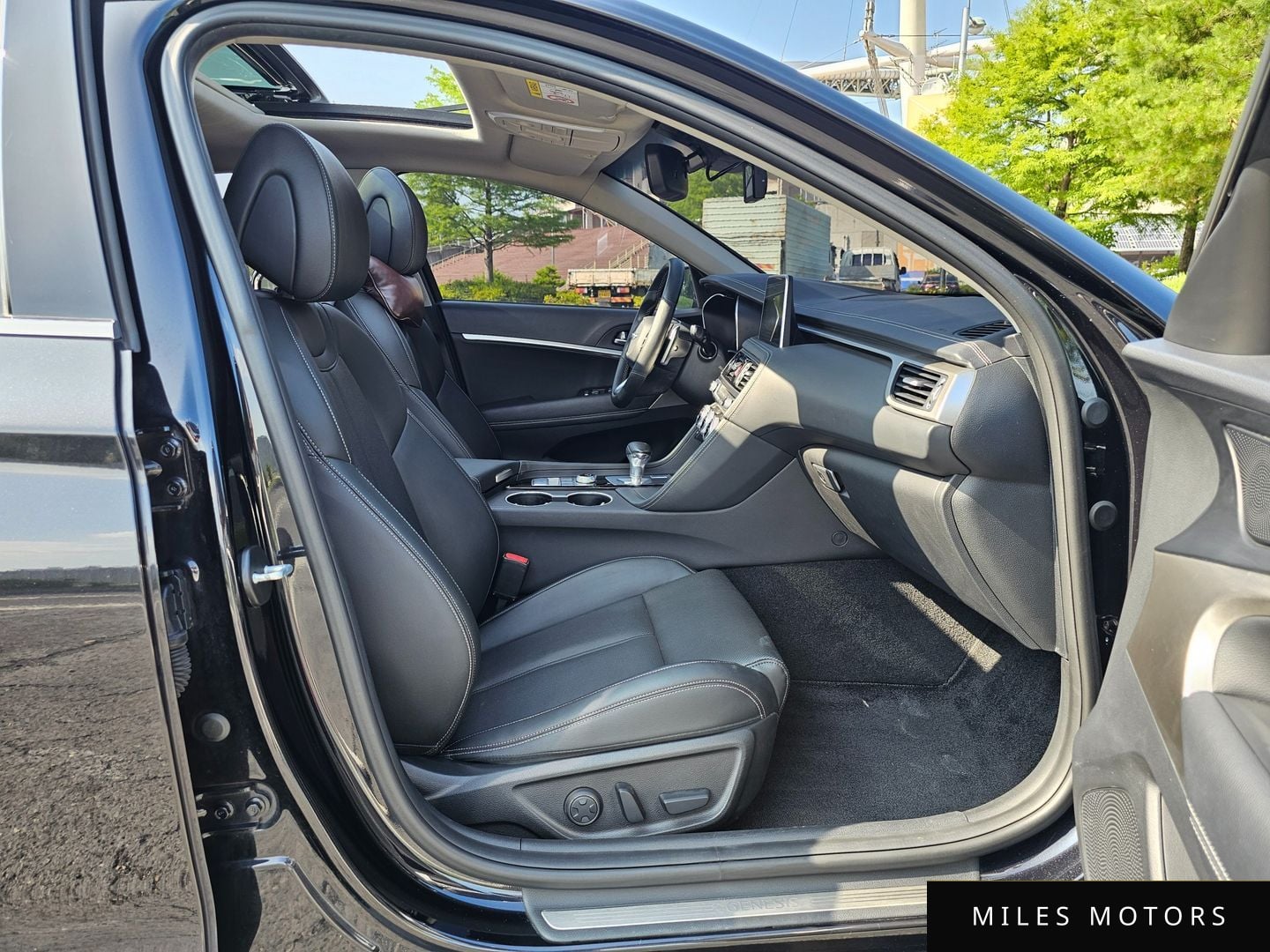 Genesis G70 2020 — миниатюра 12
