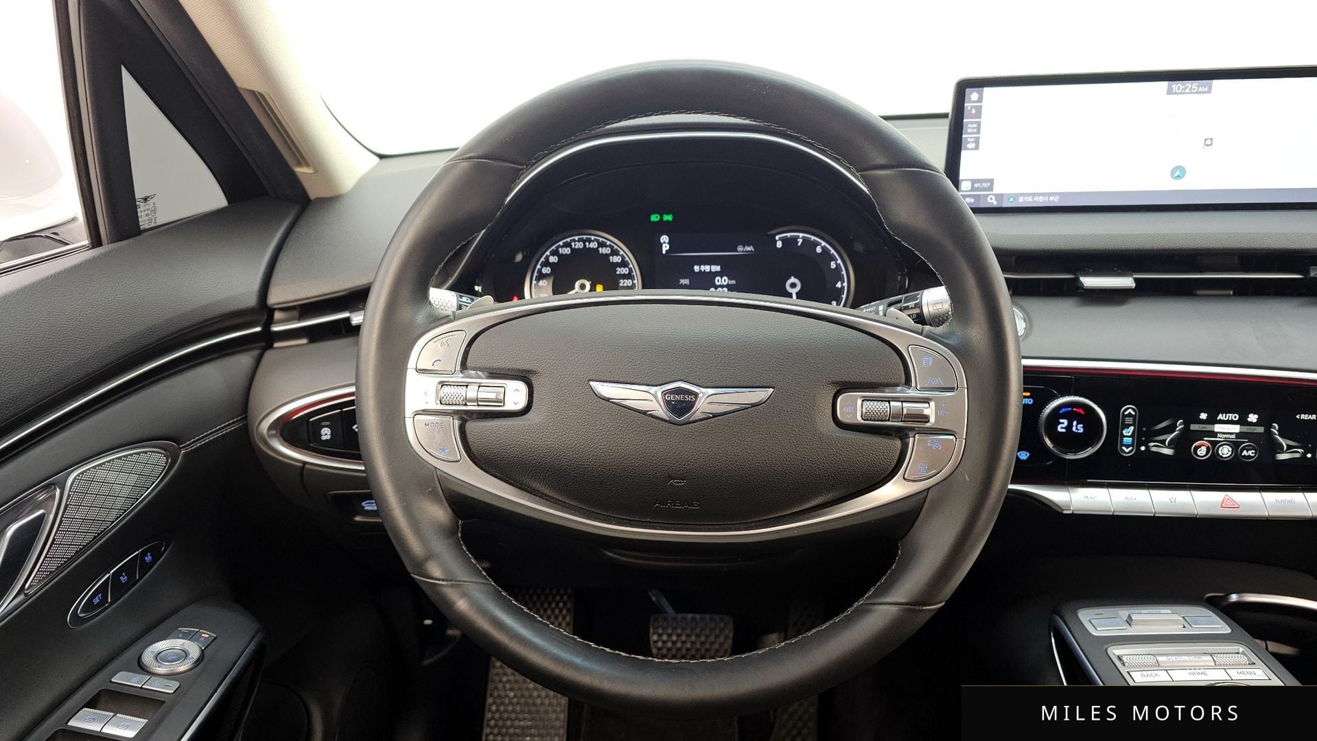 Genesis GV70 2022 — миниатюра 13