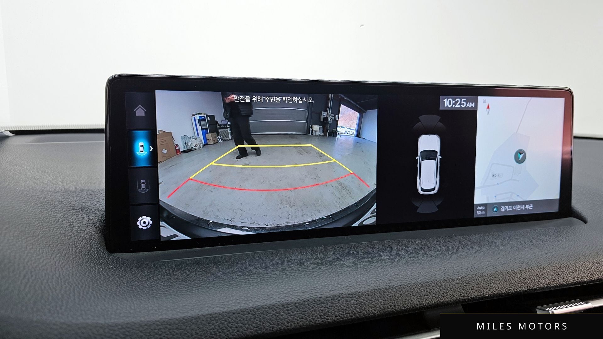 Genesis GV70 2022 — миниатюра 16
