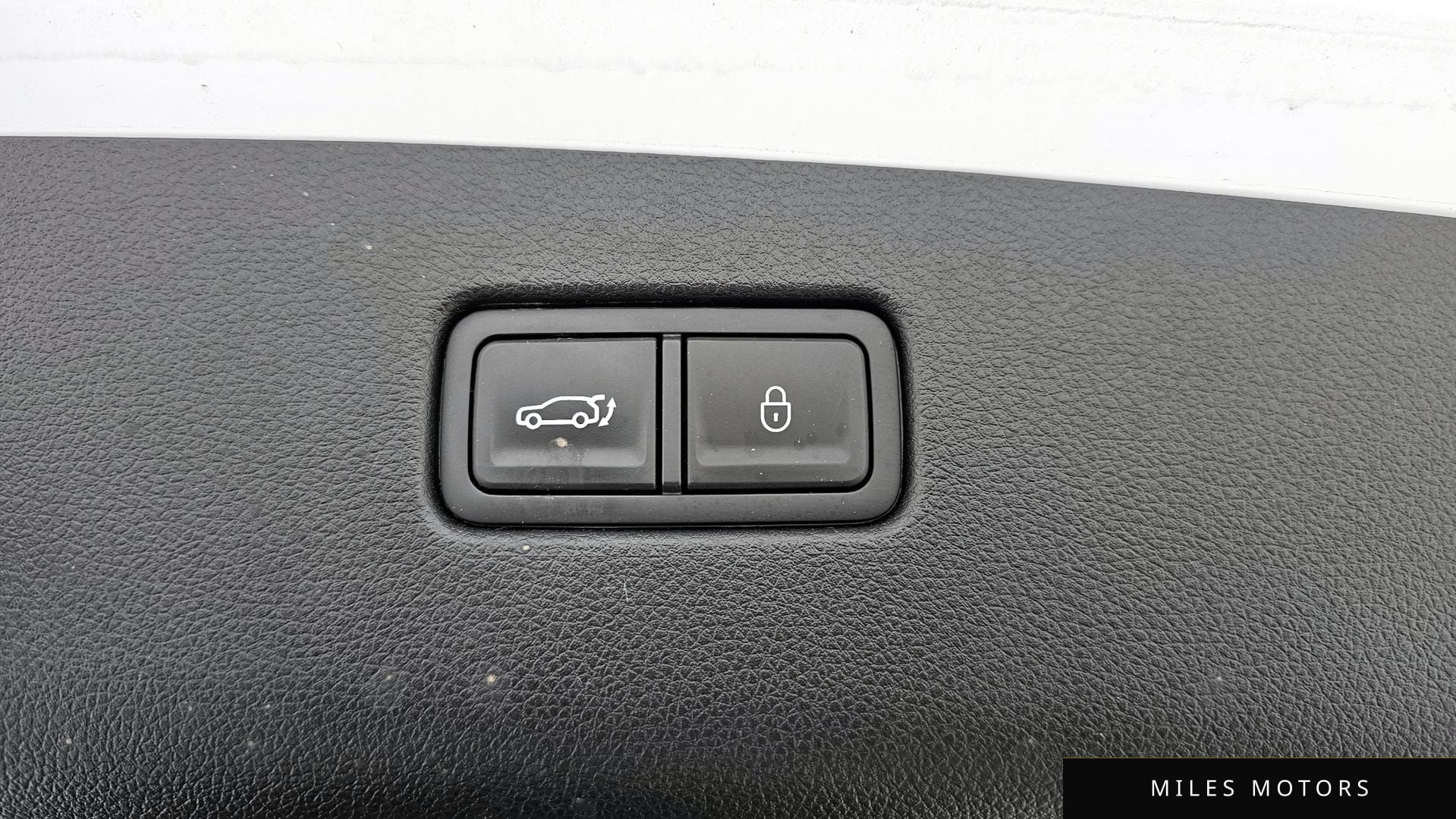 Genesis GV70 2022 — миниатюра 20