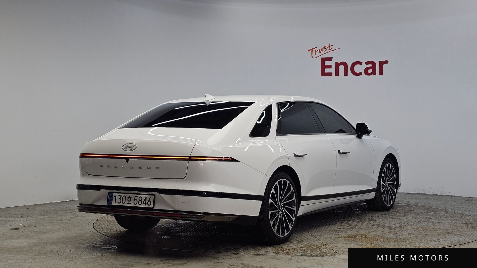 Hyundai Grandeur 2023 — миниатюра 2