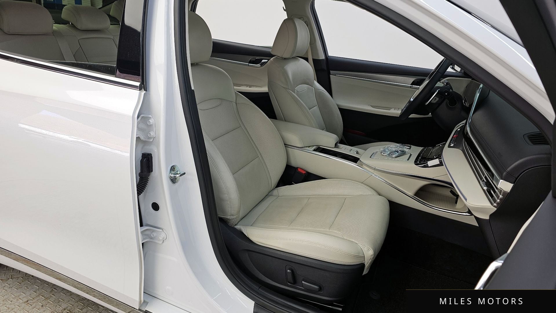 Hyundai 뉴 그랜저 IG 2022 — миниатюра 12