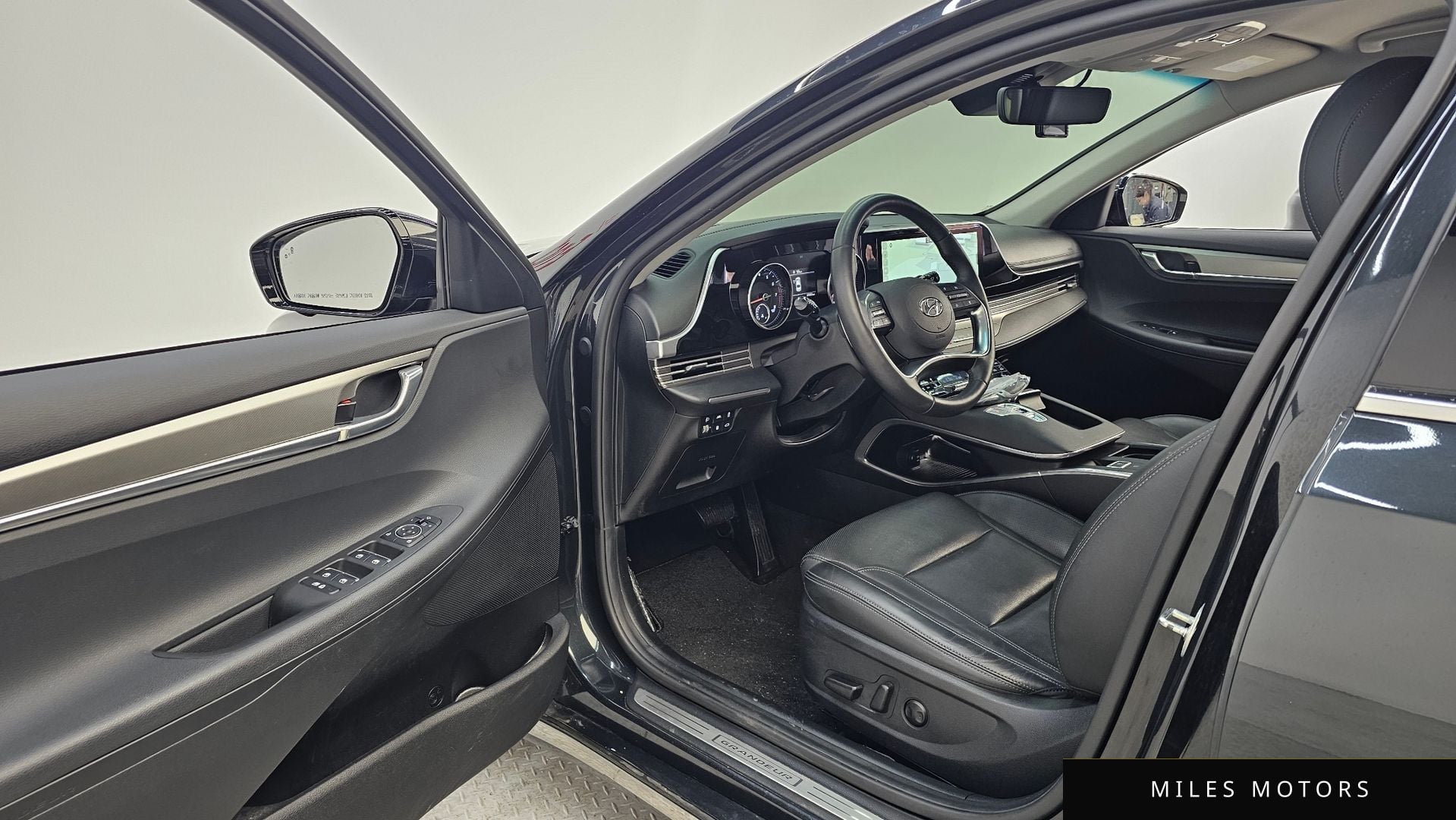 Hyundai 뉴 그랜저 IG 2022 — миниатюра 10