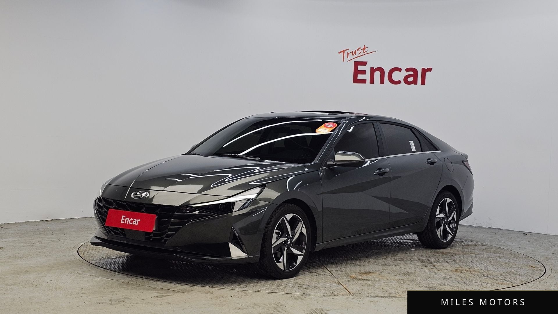 Hyundai AVANTE 2023 — фото 1 из 12
