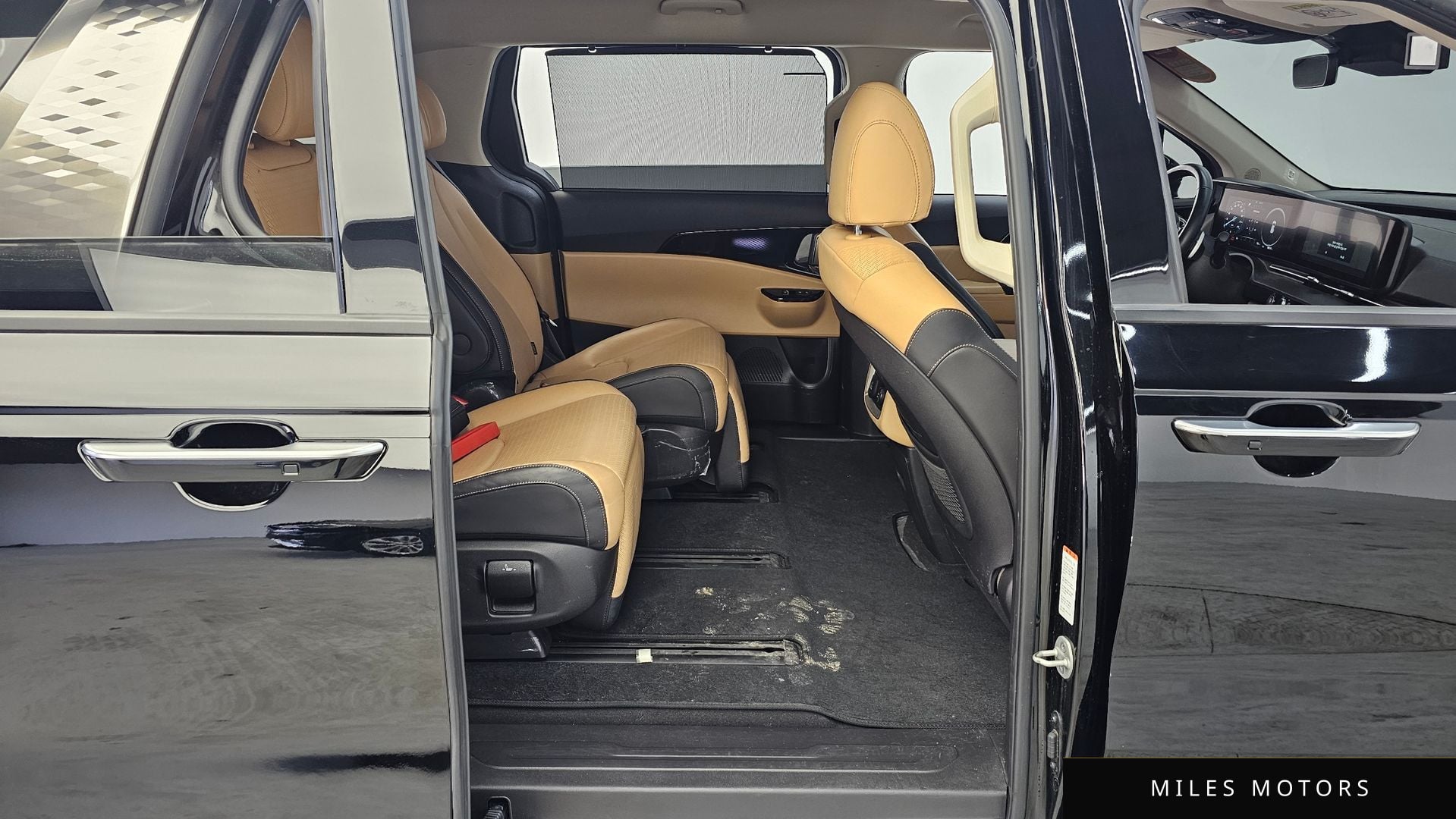 Kia Carnival 2023 — миниатюра 12