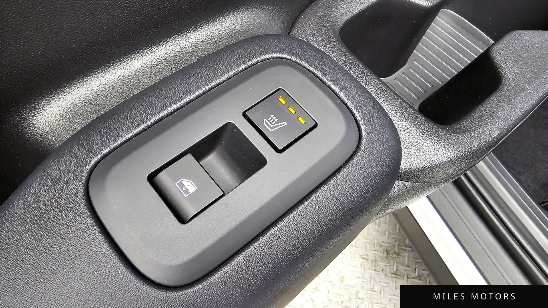 Hyundai 싼타페 (MX5) 2024 — миниатюра 18