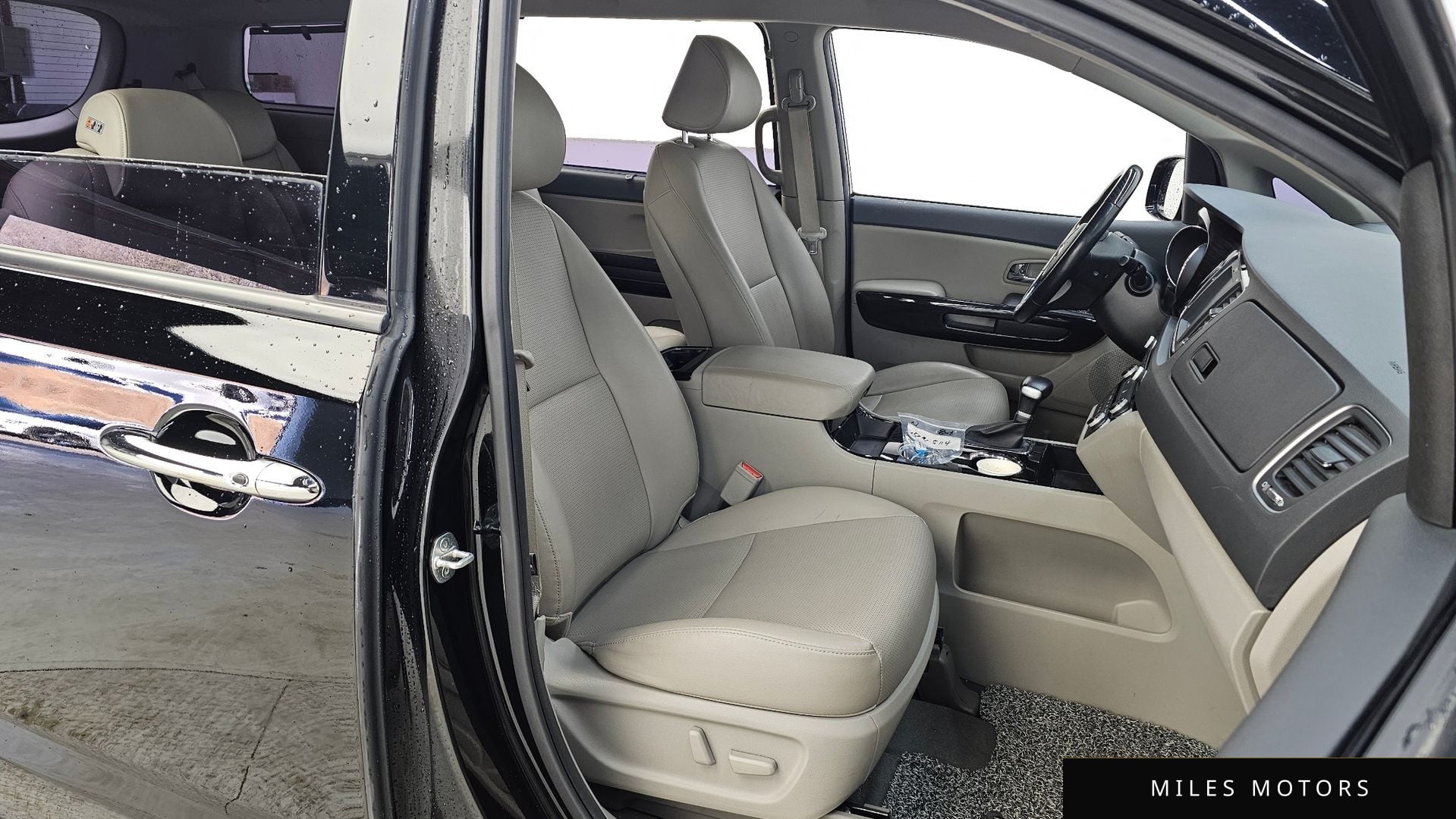 Kia Canival 2020 — миниатюра 12