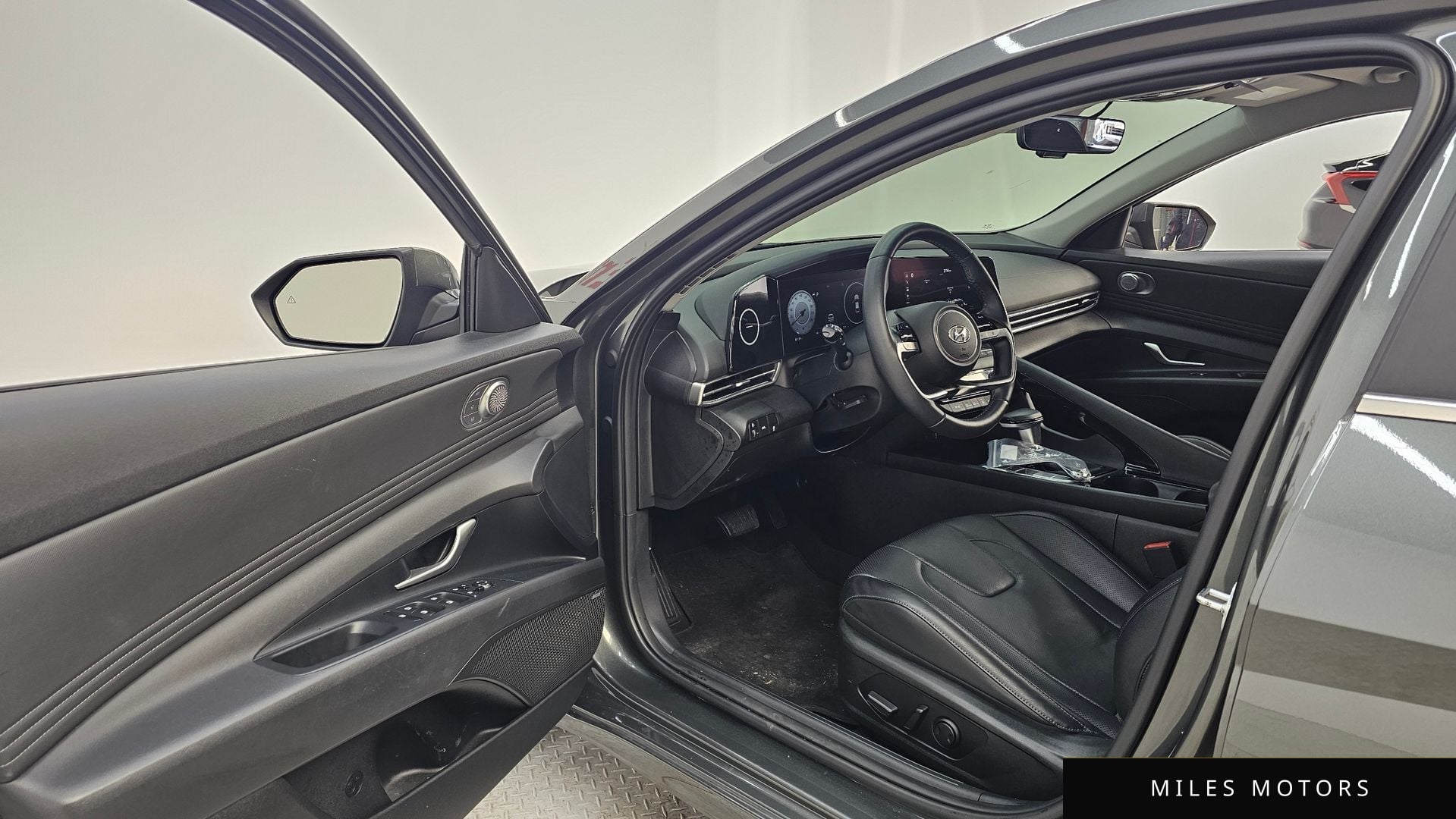Hyundai AVANTE 2022 — миниатюра 10