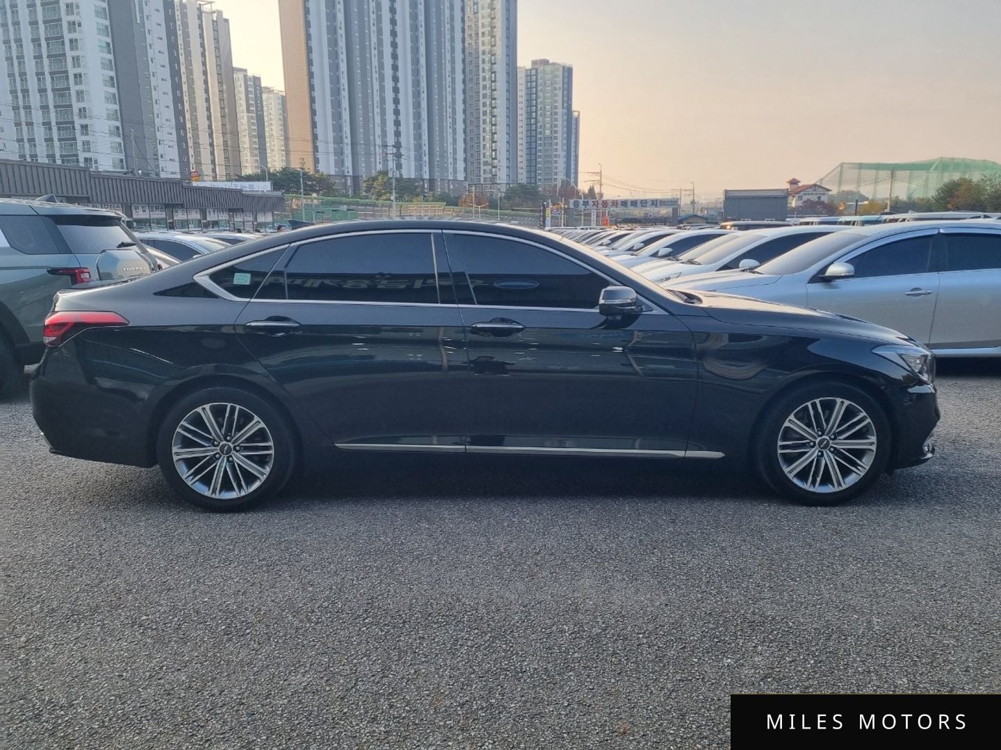 Genesis G80 2017 — миниатюра 8
