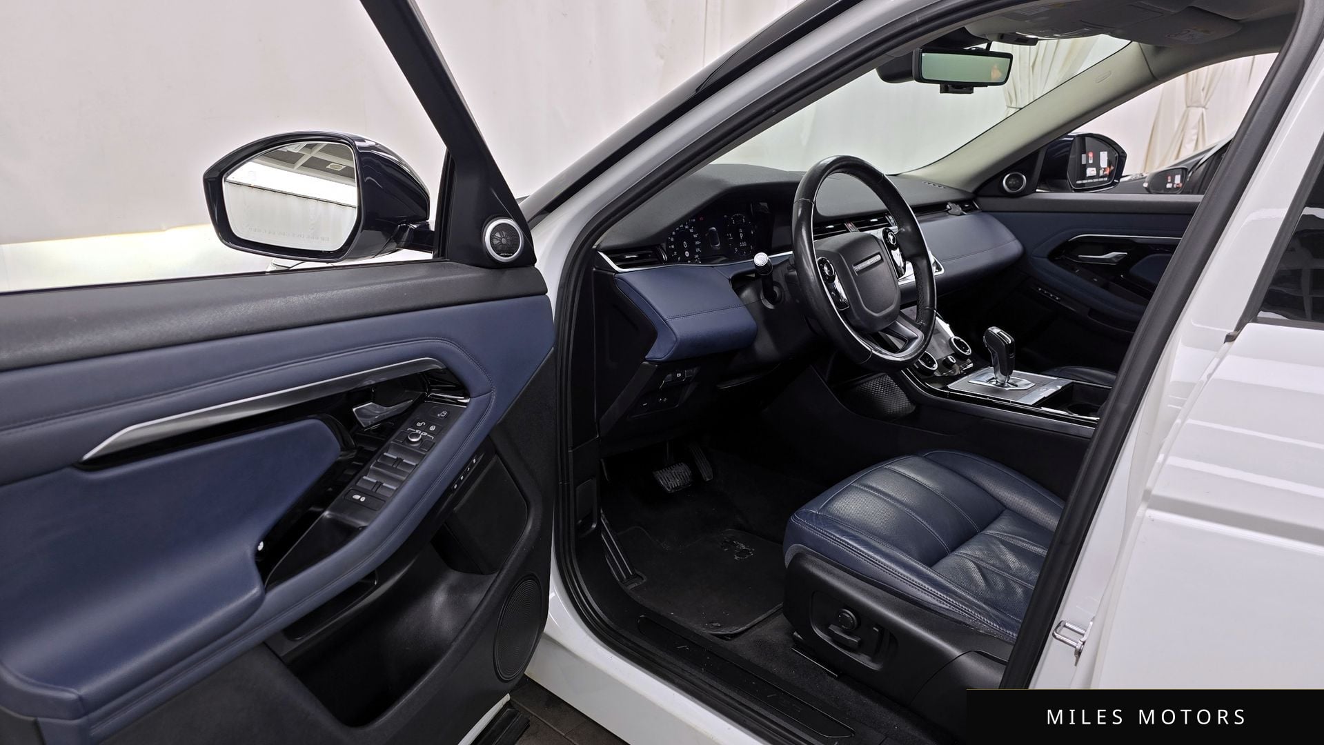 Land Rover Range Rover Evoque 2020 — миниатюра 10