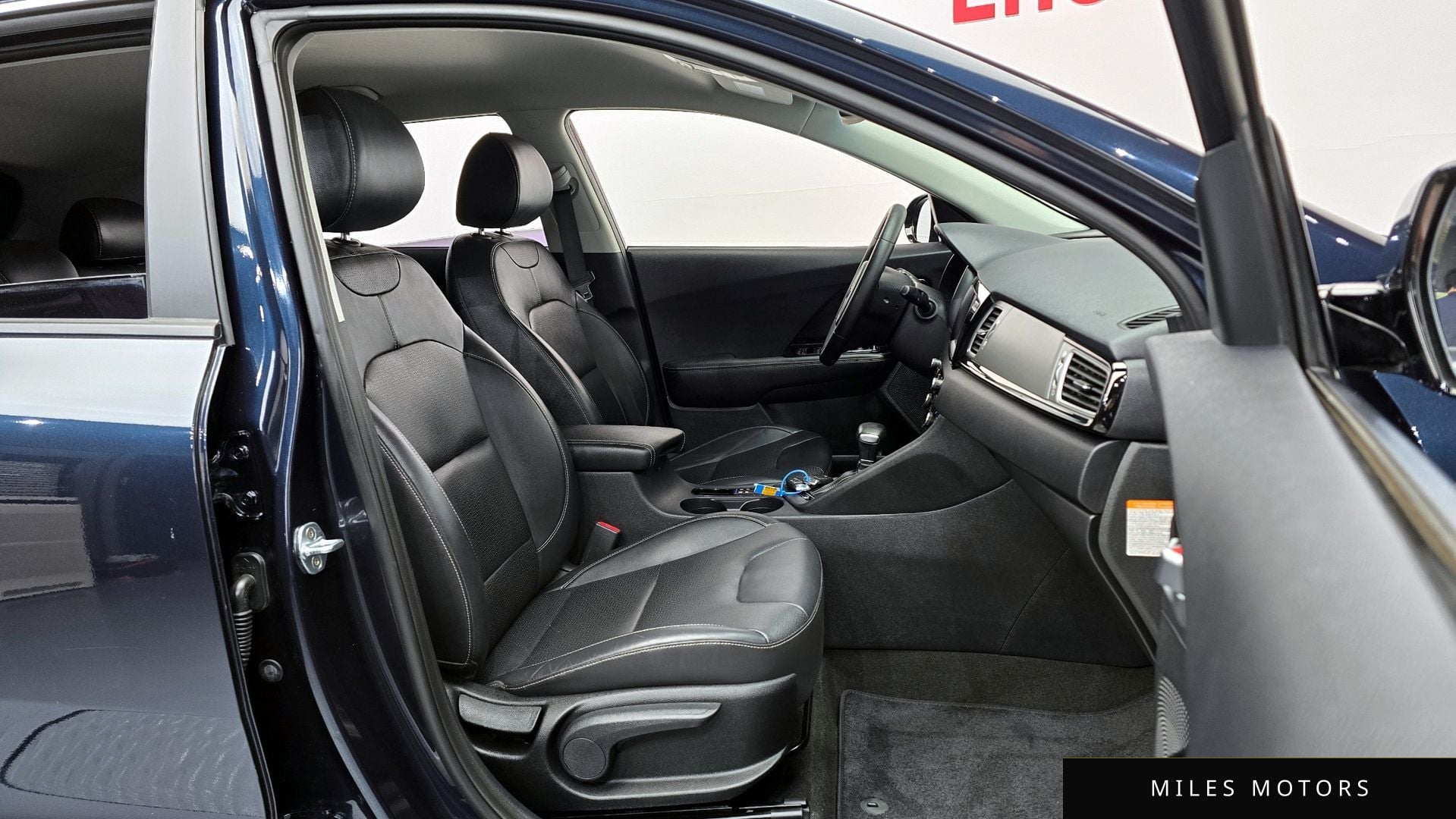 Kia Niro 2017 — миниатюра 10