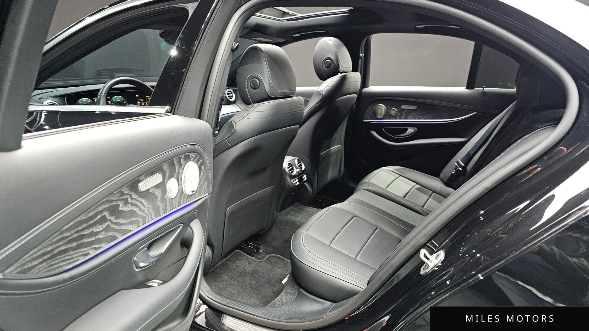 Mercedes-Benz E-Class W213 2021 — миниатюра 12