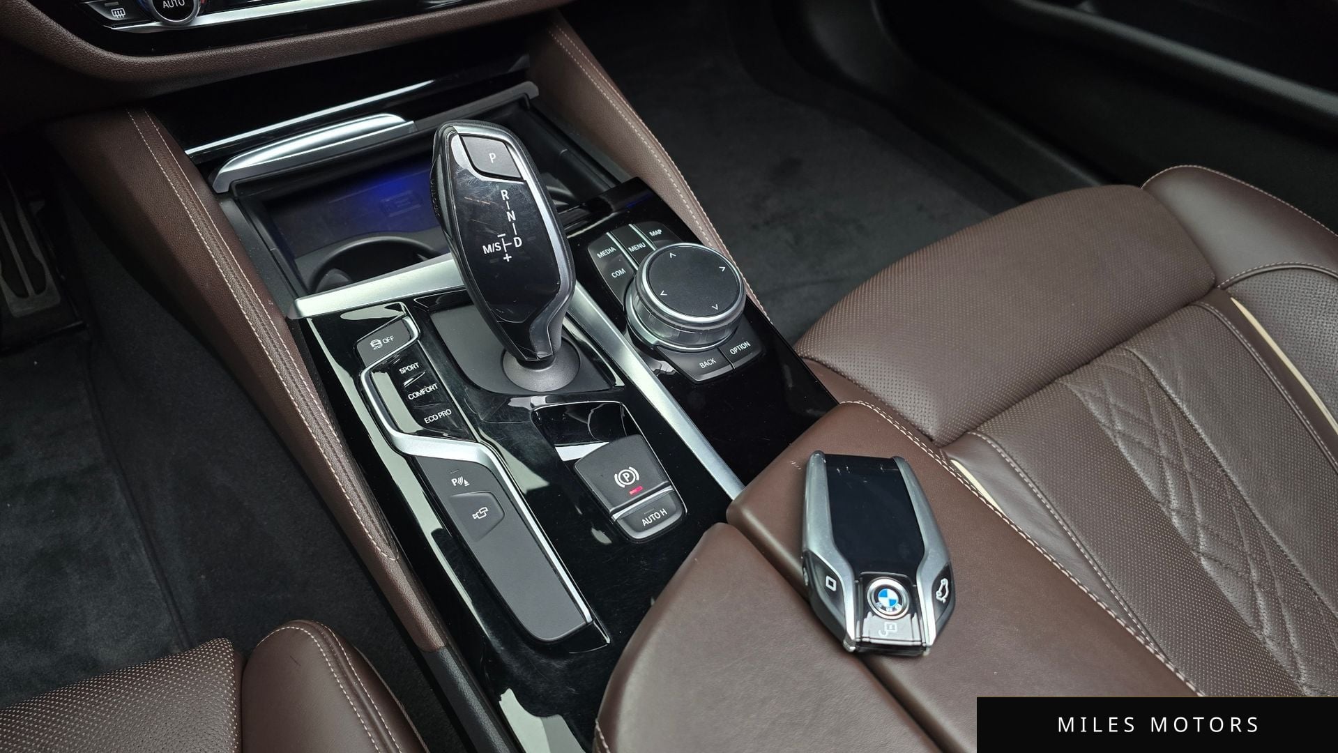 BMW 5 Series (G30) 2018 — миниатюра 9