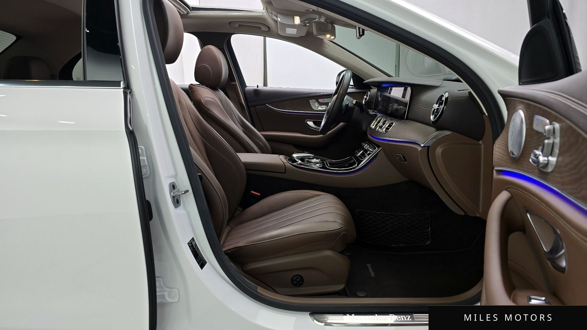 Mercedes-Benz E-Class W213 2020 — миниатюра 10