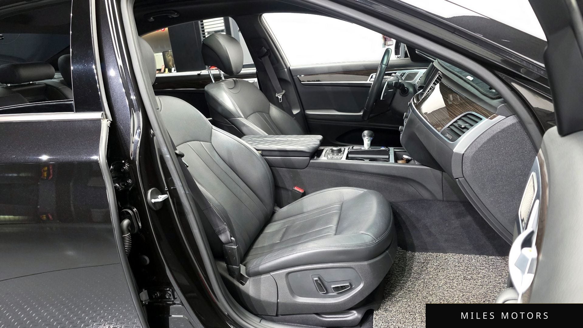 Genesis G80 2019 — миниатюра 11