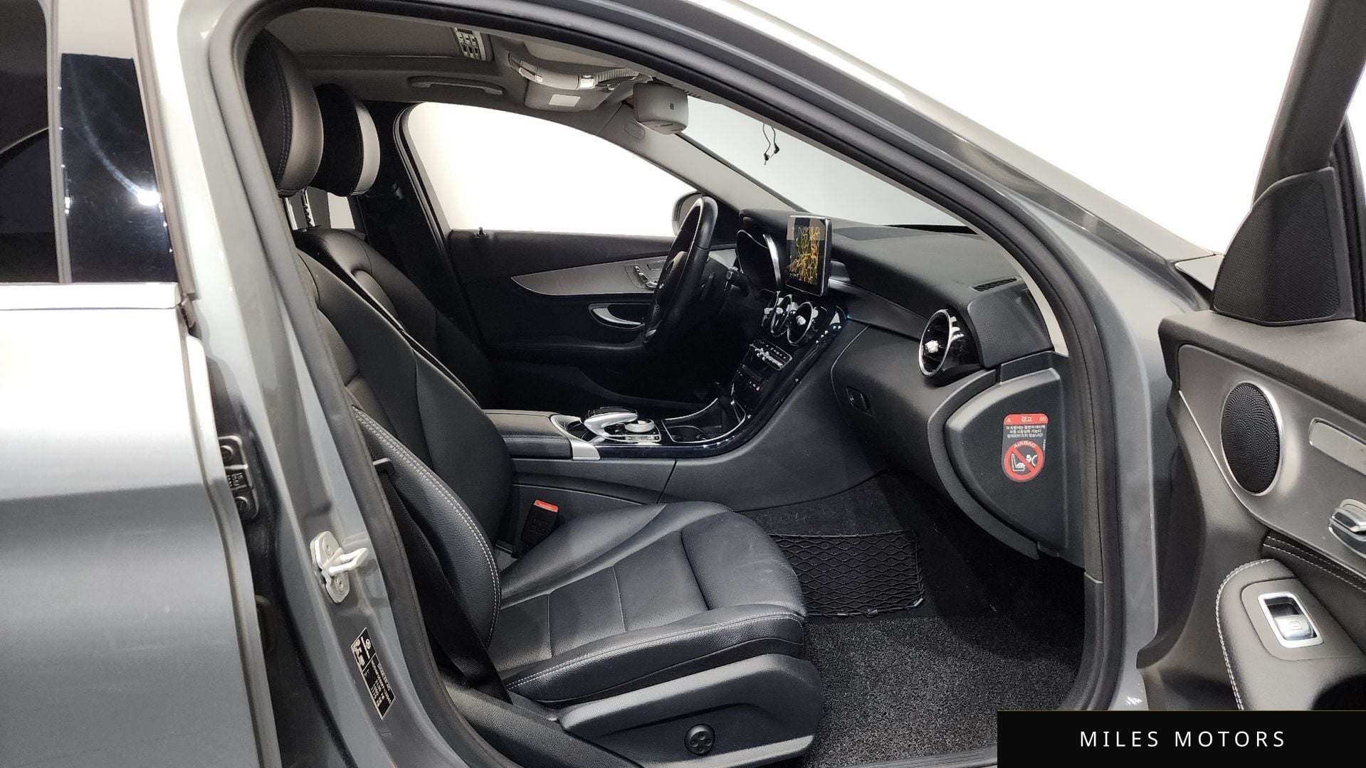 Mercedes-Benz C-Class W205 2015 — миниатюра 11