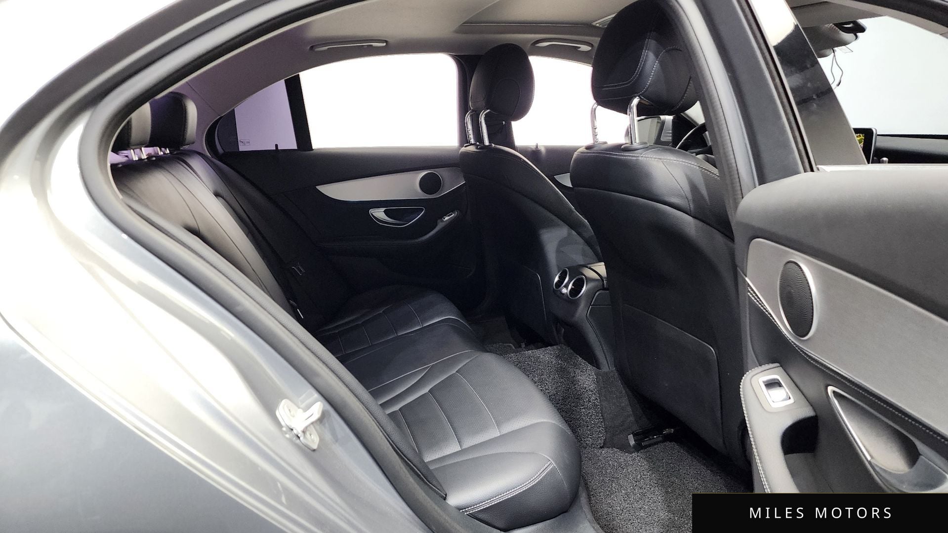 Mercedes-Benz C-Class W205 2015 — миниатюра 12