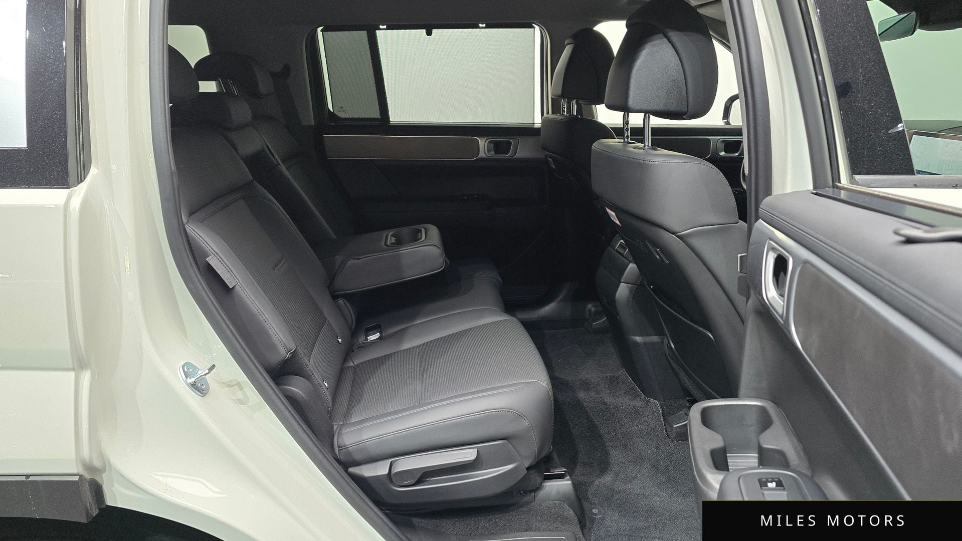 Hyundai Santafe 2025 — миниатюра 12