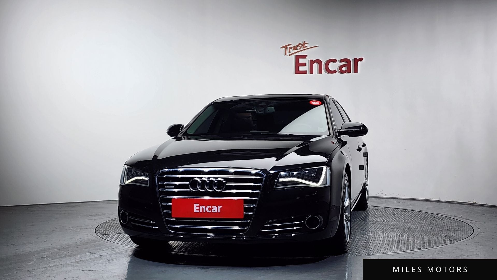 Audi A8 2011 — миниатюра 3