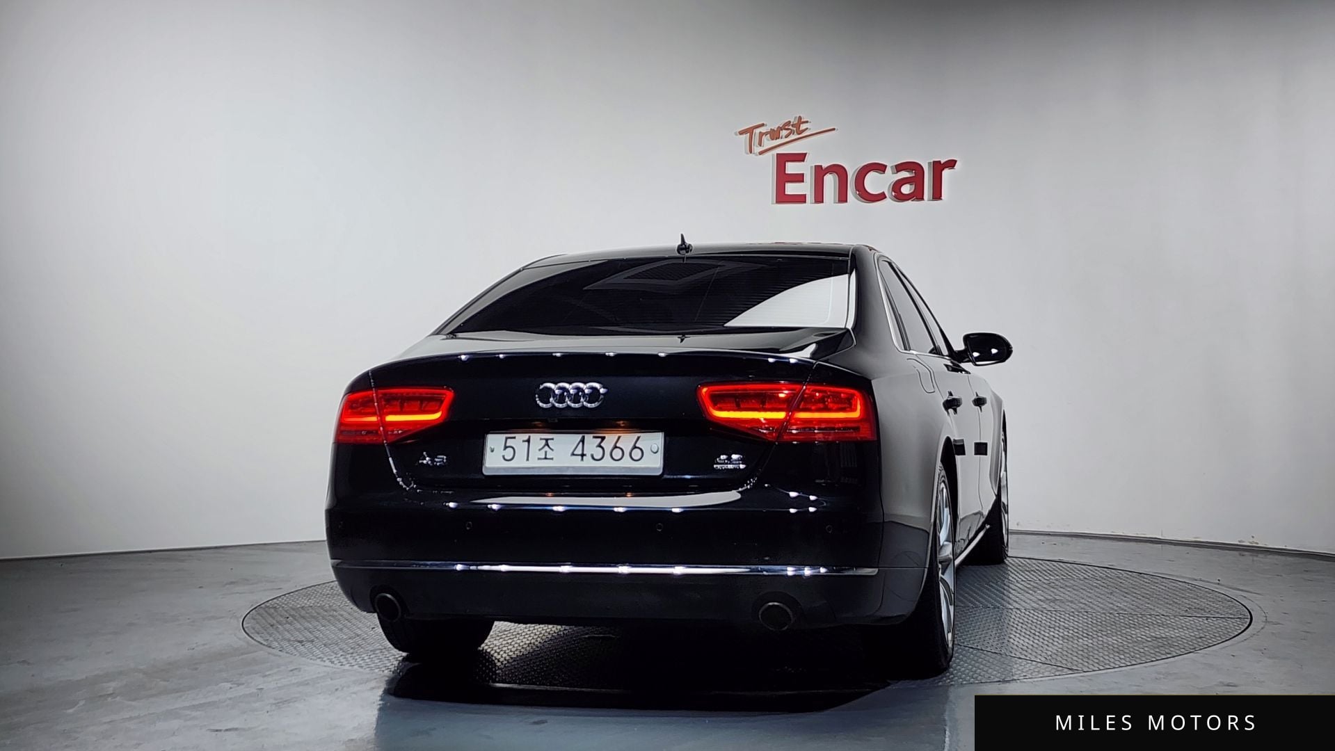 Audi A8 2011 — миниатюра 4