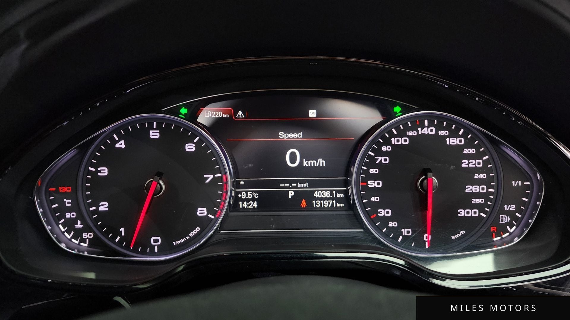 Audi A8 2011 — миниатюра 8
