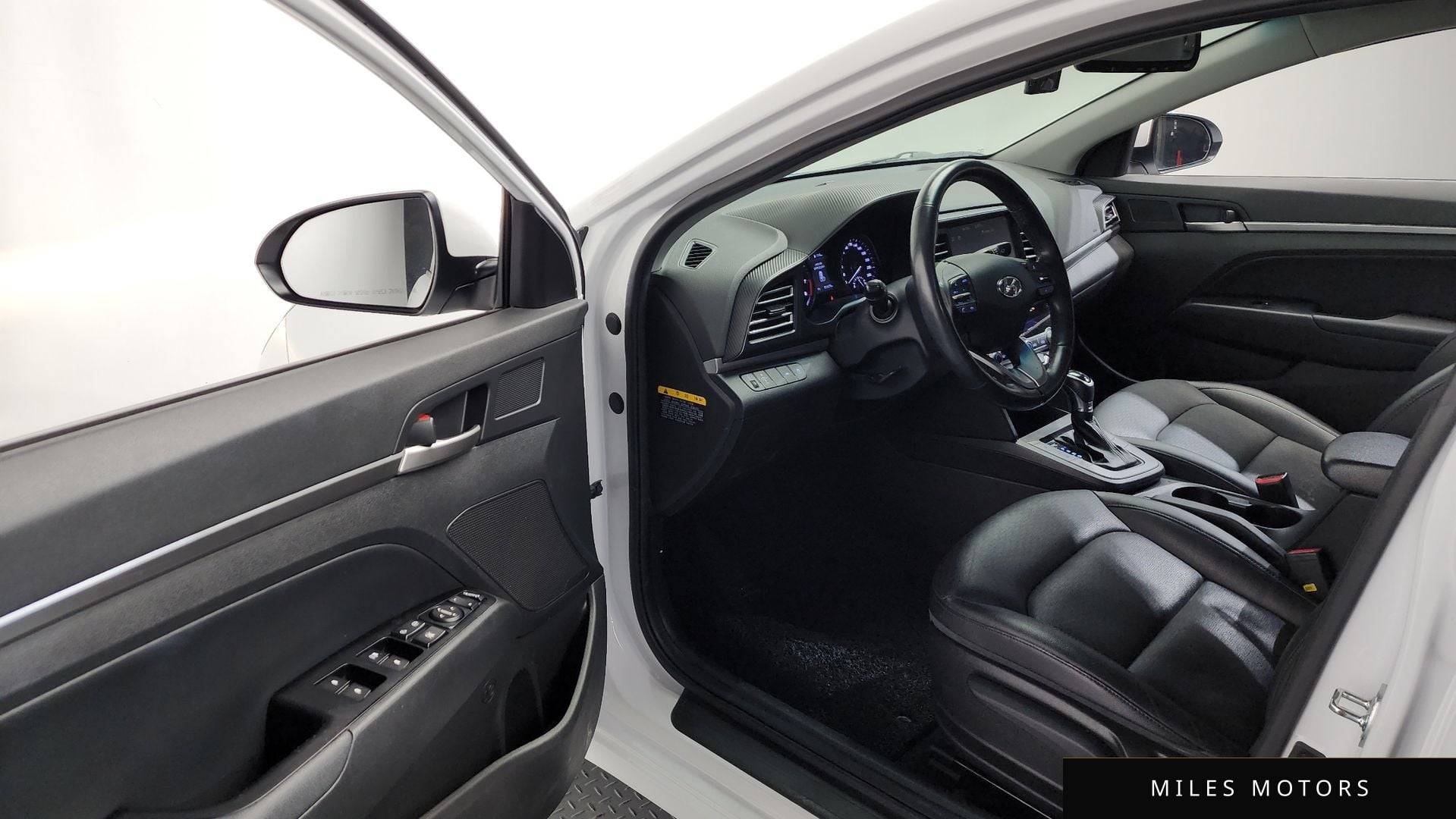 Hyundai AVANTE 2020 — миниатюра 10