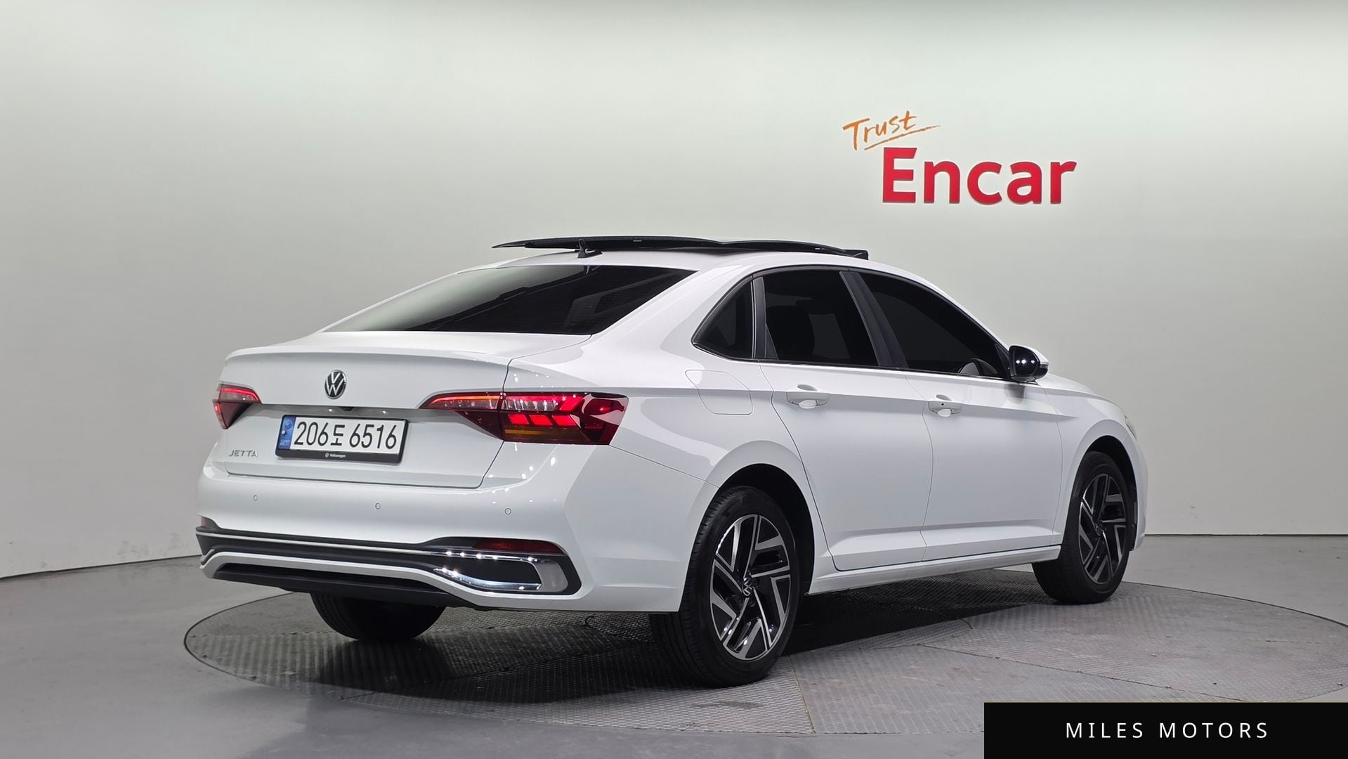 Volkswagen 제타 2023 — миниатюра 2