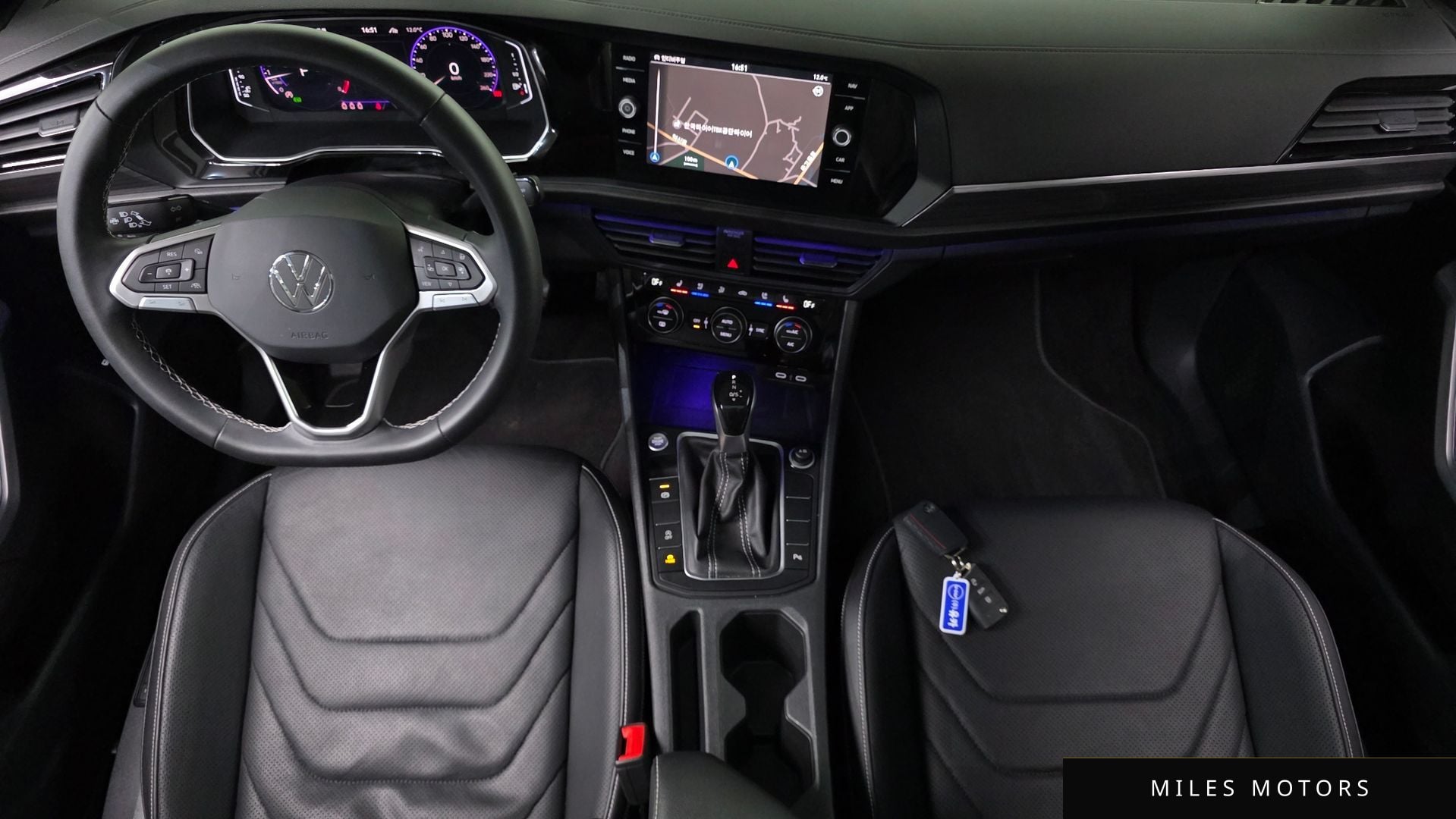 Volkswagen 제타 2023 — миниатюра 7