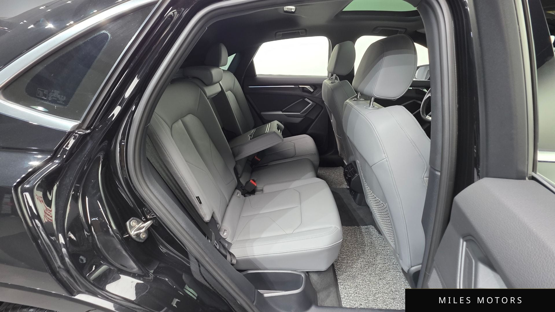 Audi Q3 (F3) 2022 — миниатюра 19