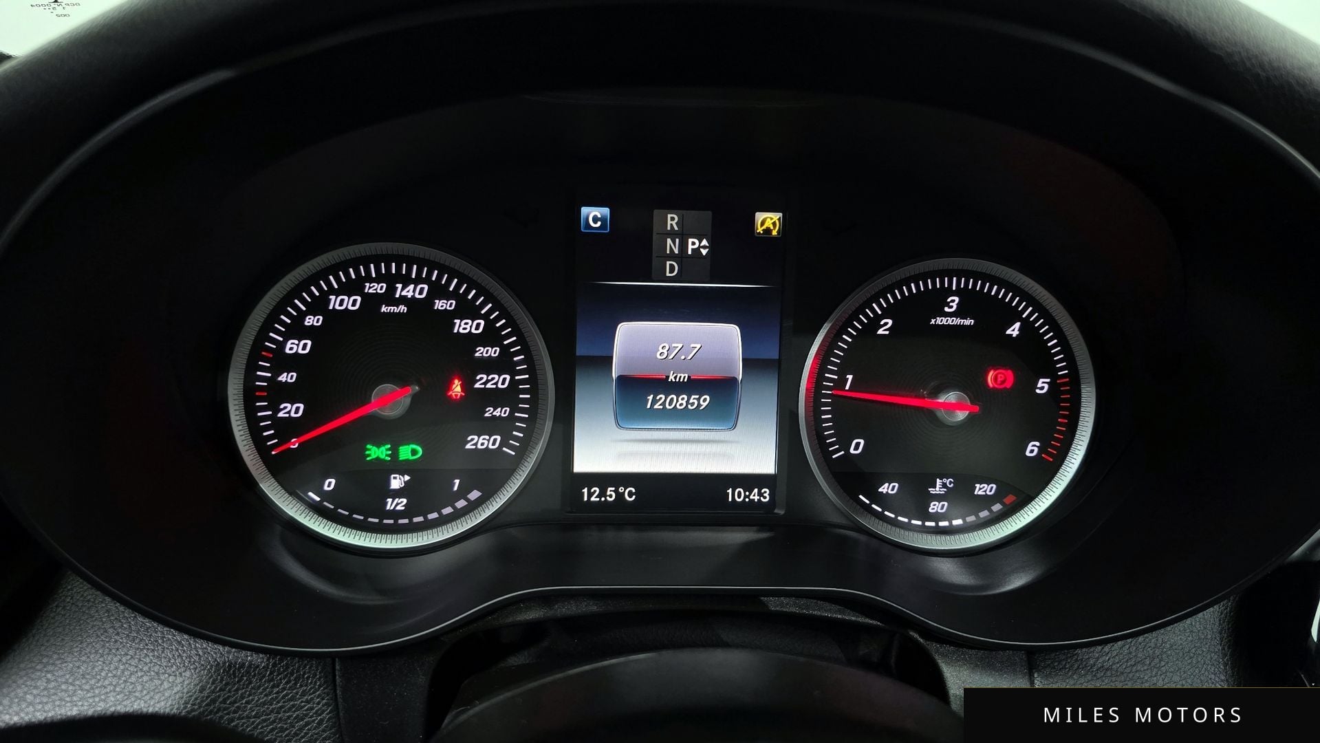 Mercedes-Benz C-Class W205 2016 — миниатюра 8