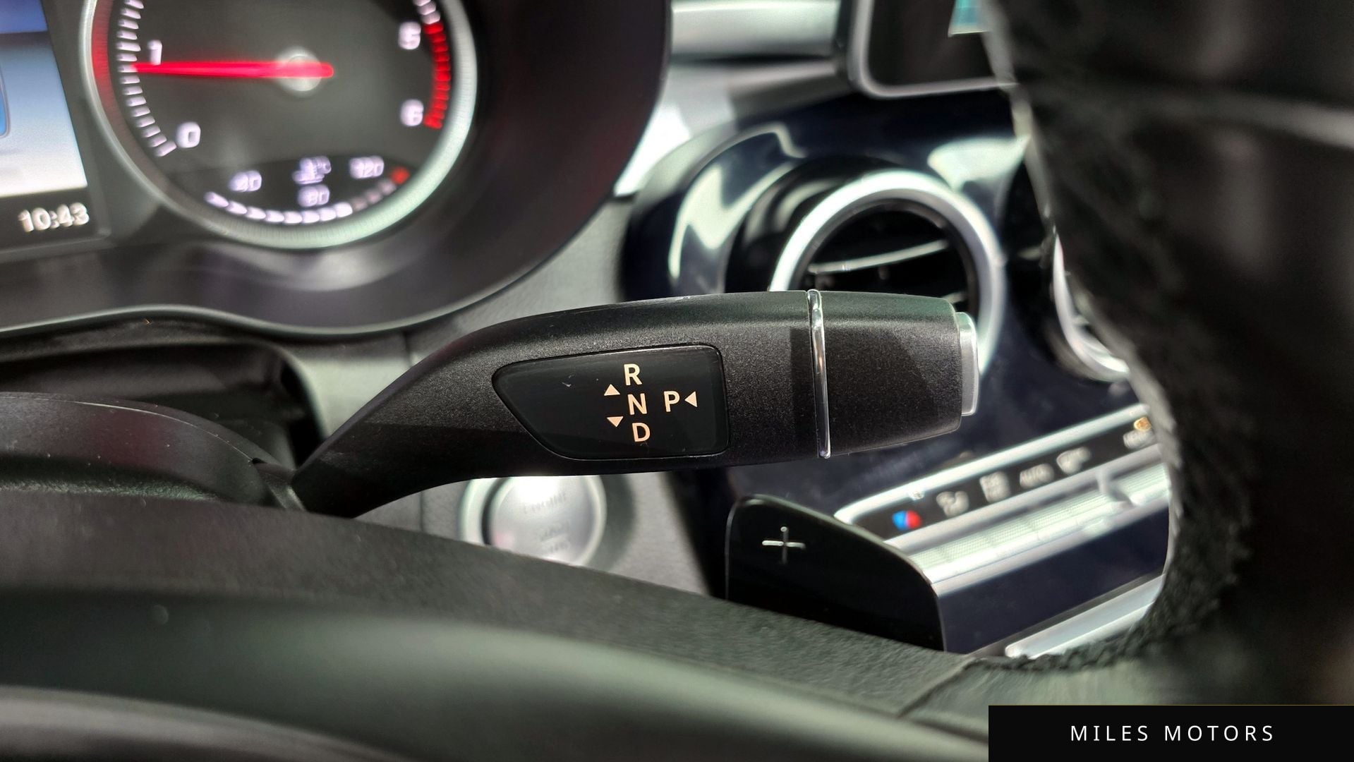 Mercedes-Benz C-Class W205 2016 — миниатюра 9
