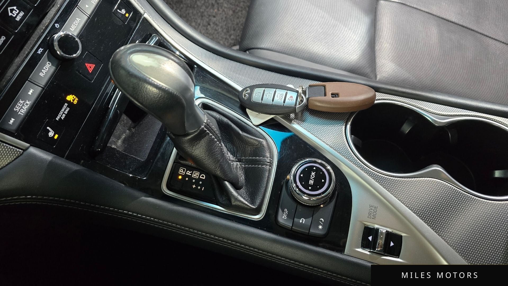 Infiniti Q50 2016 — миниатюра 9