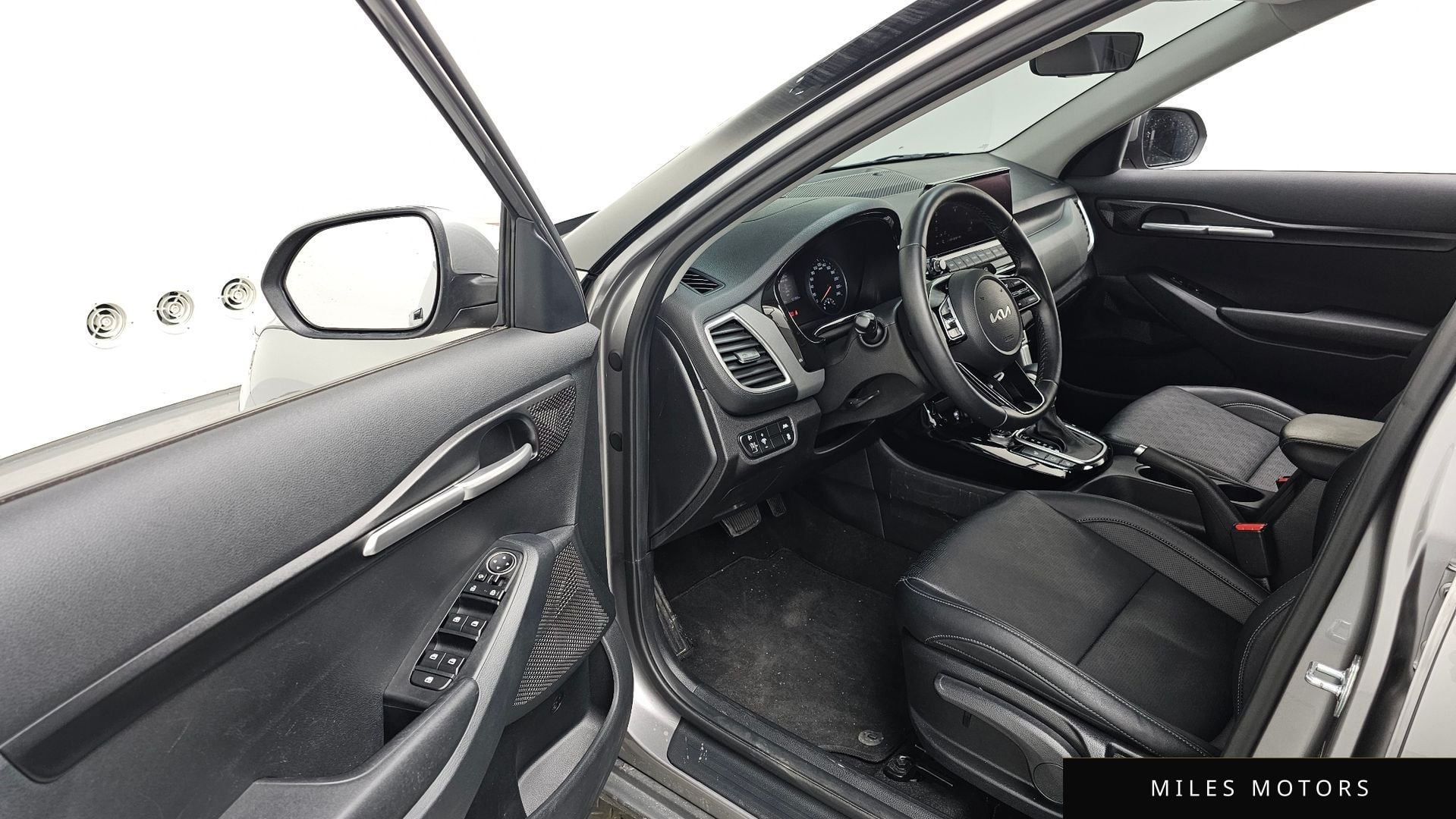 Kia Seltos 2023 — миниатюра 9