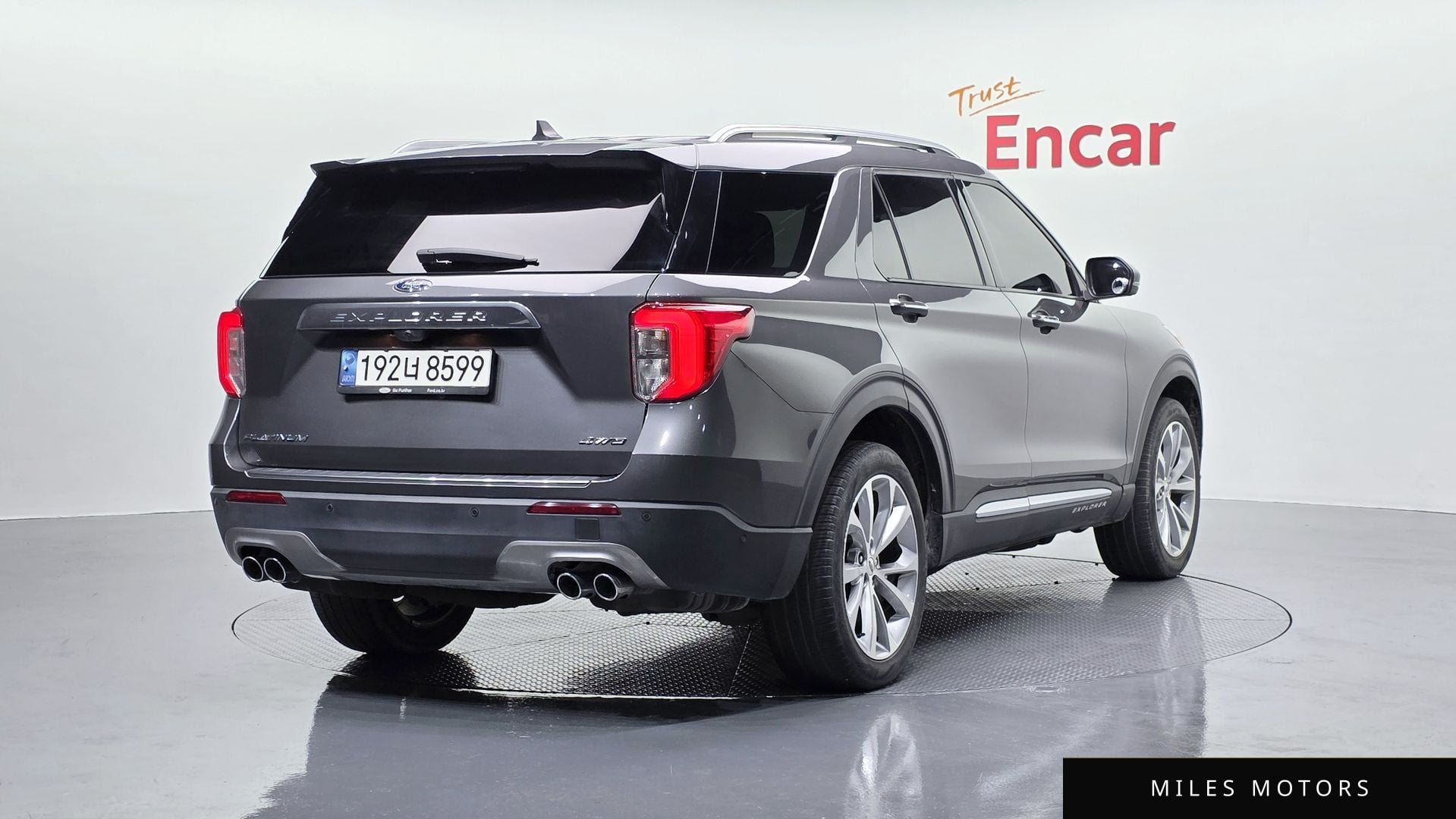 Ford Explorer 2023 — миниатюра 2