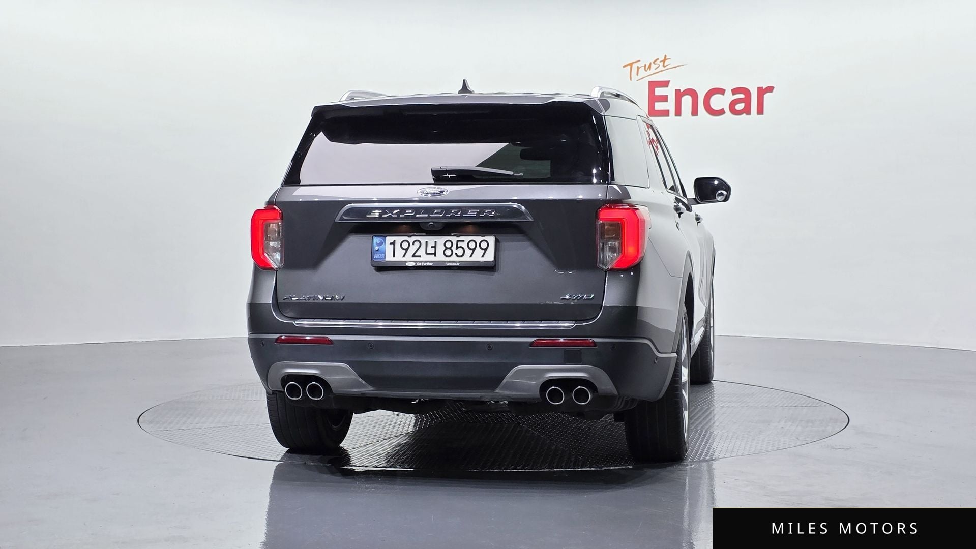 Ford Explorer 2023 — миниатюра 4