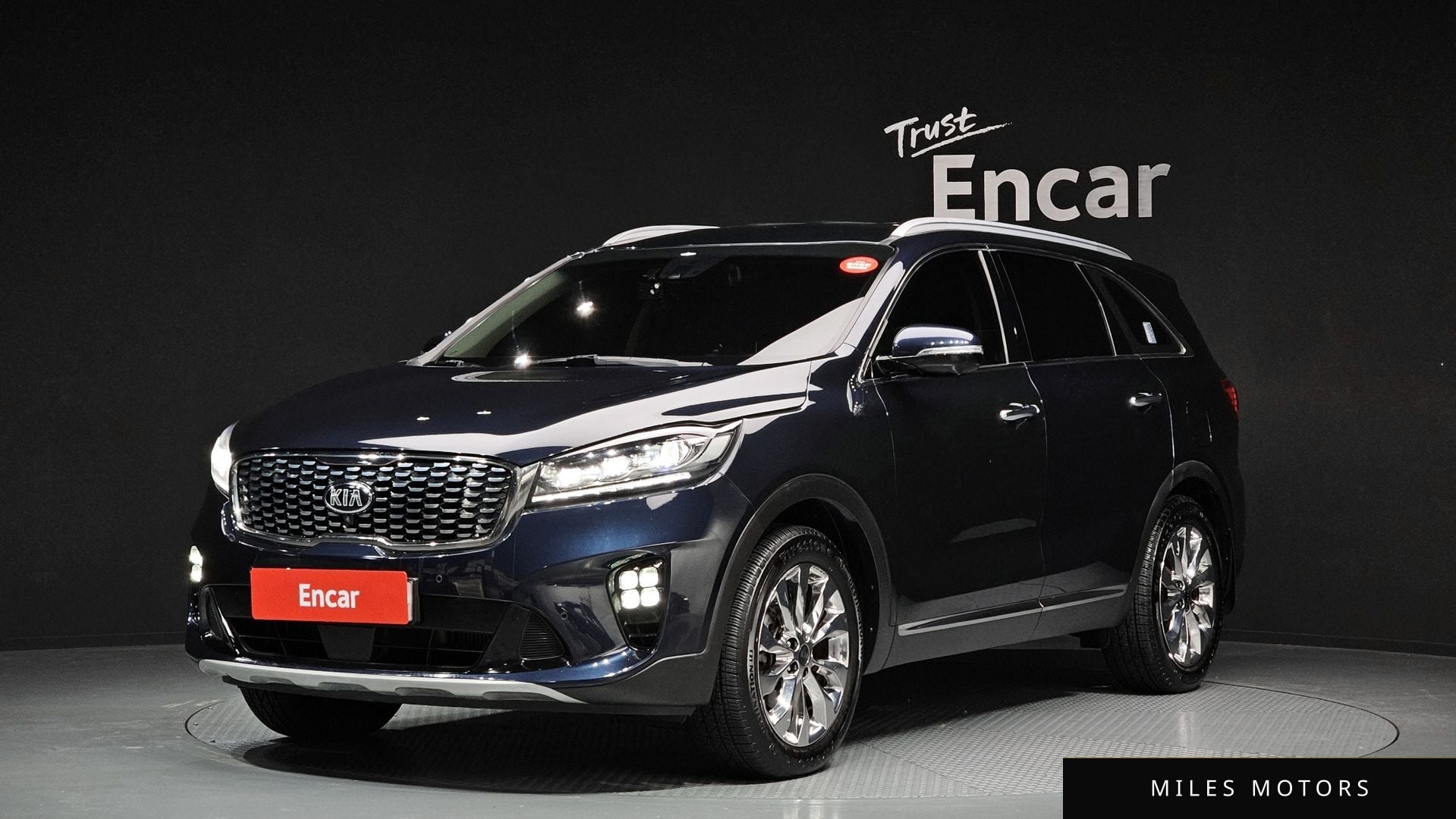 Kia Sorento 2019 — фото 1 из 12