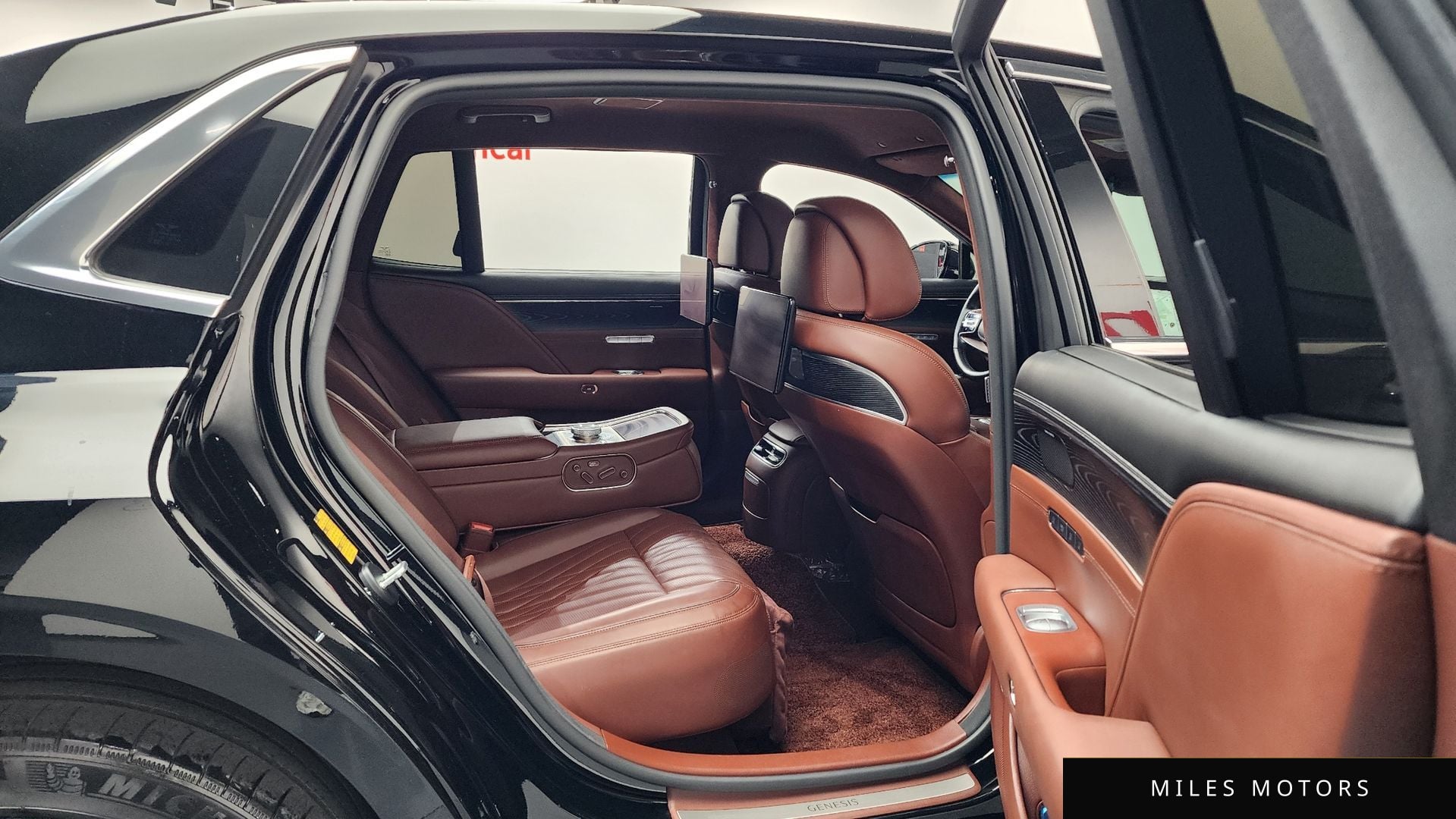 Genesis G90 (RS4) 2022 — миниатюра 12