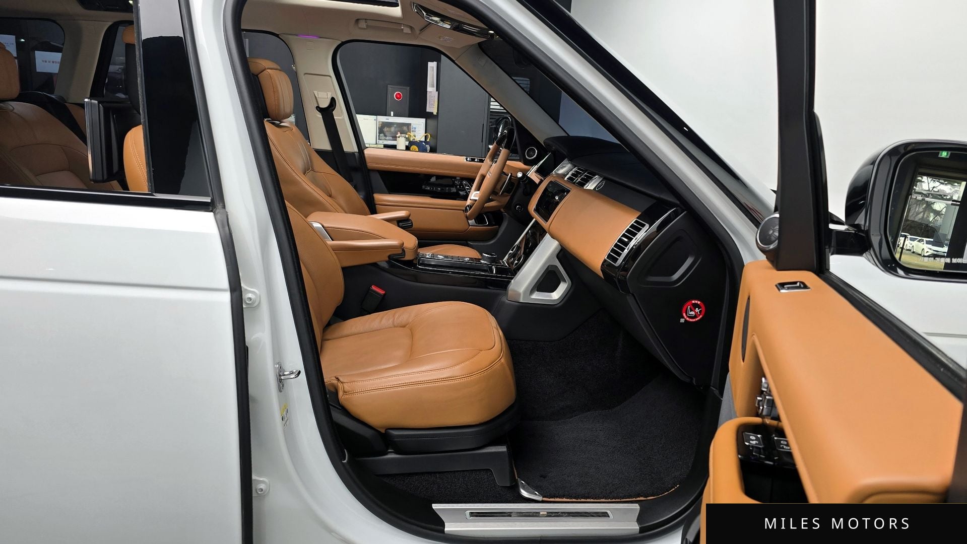 Land Rover Range Rover 2018 — миниатюра 8