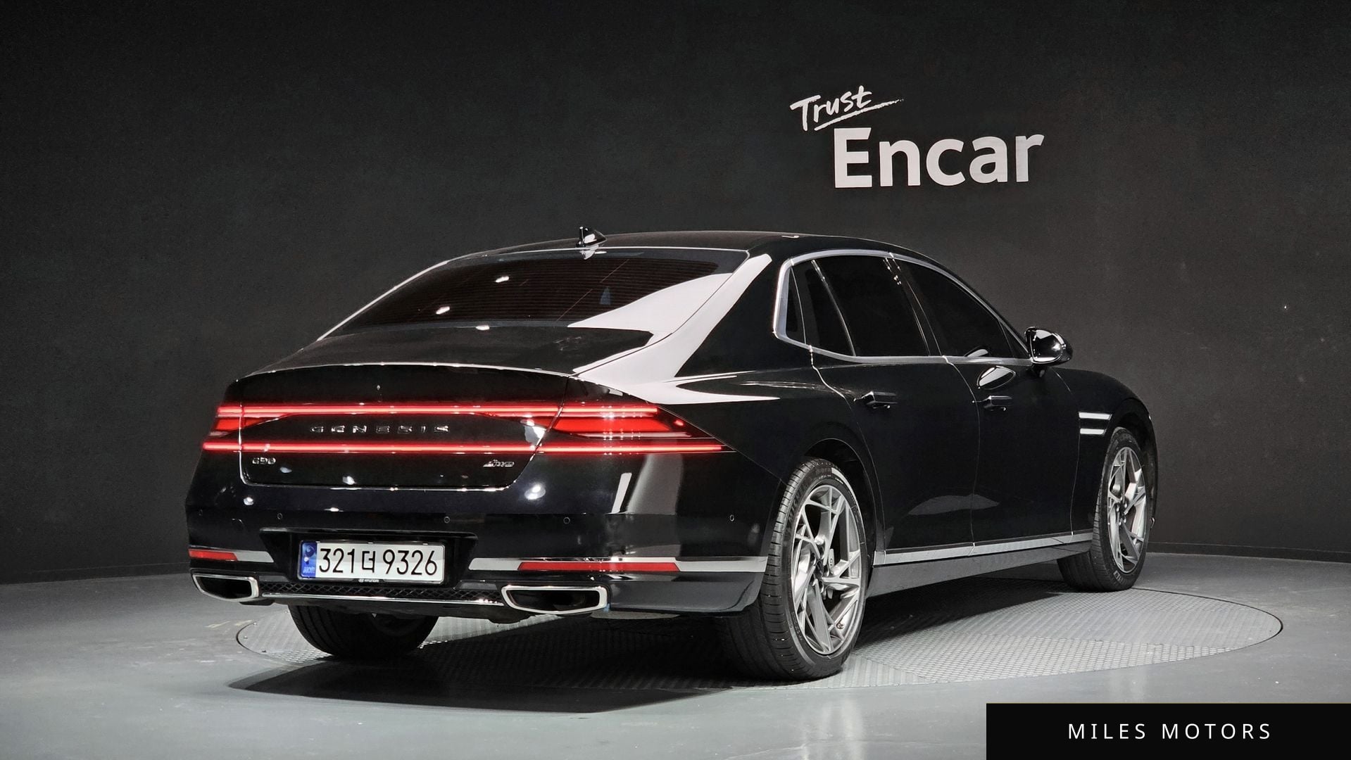 Genesis G90 (RS4) 2022 — миниатюра 2