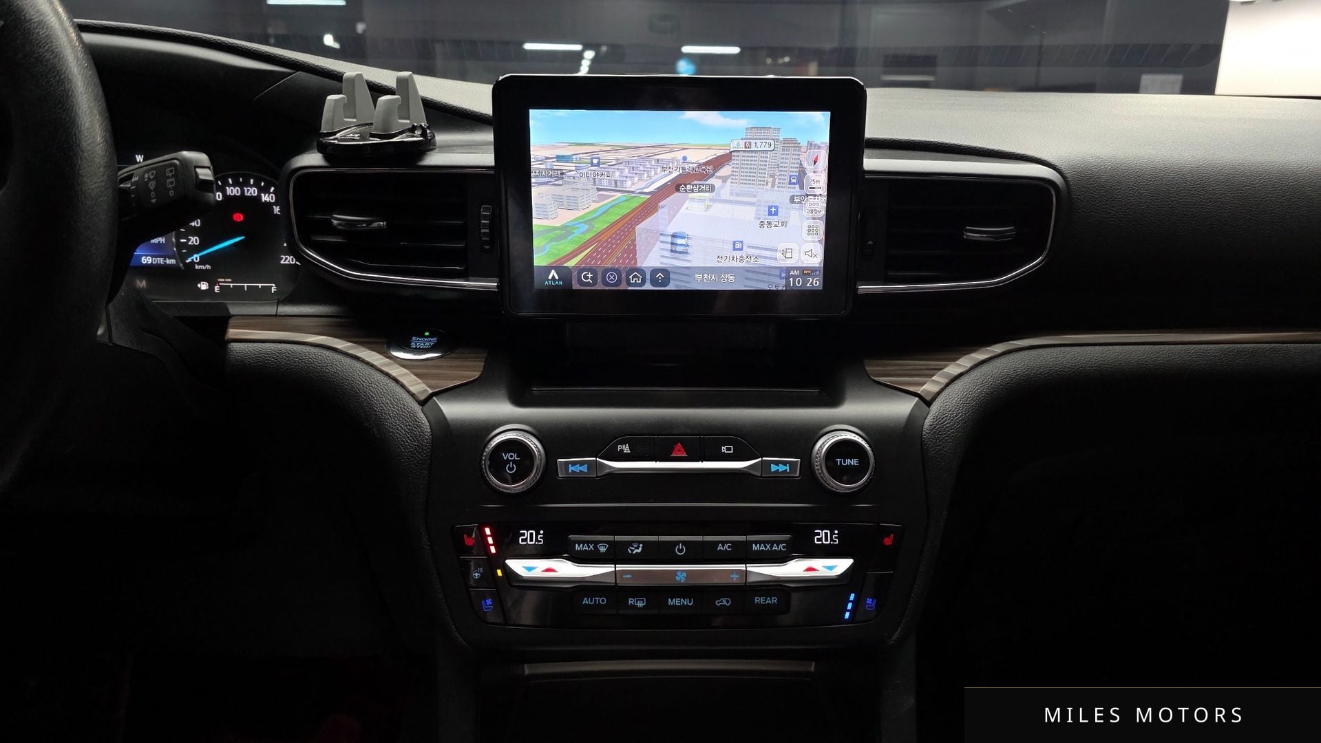 Ford 익스플로러 2020 — миниатюра 15