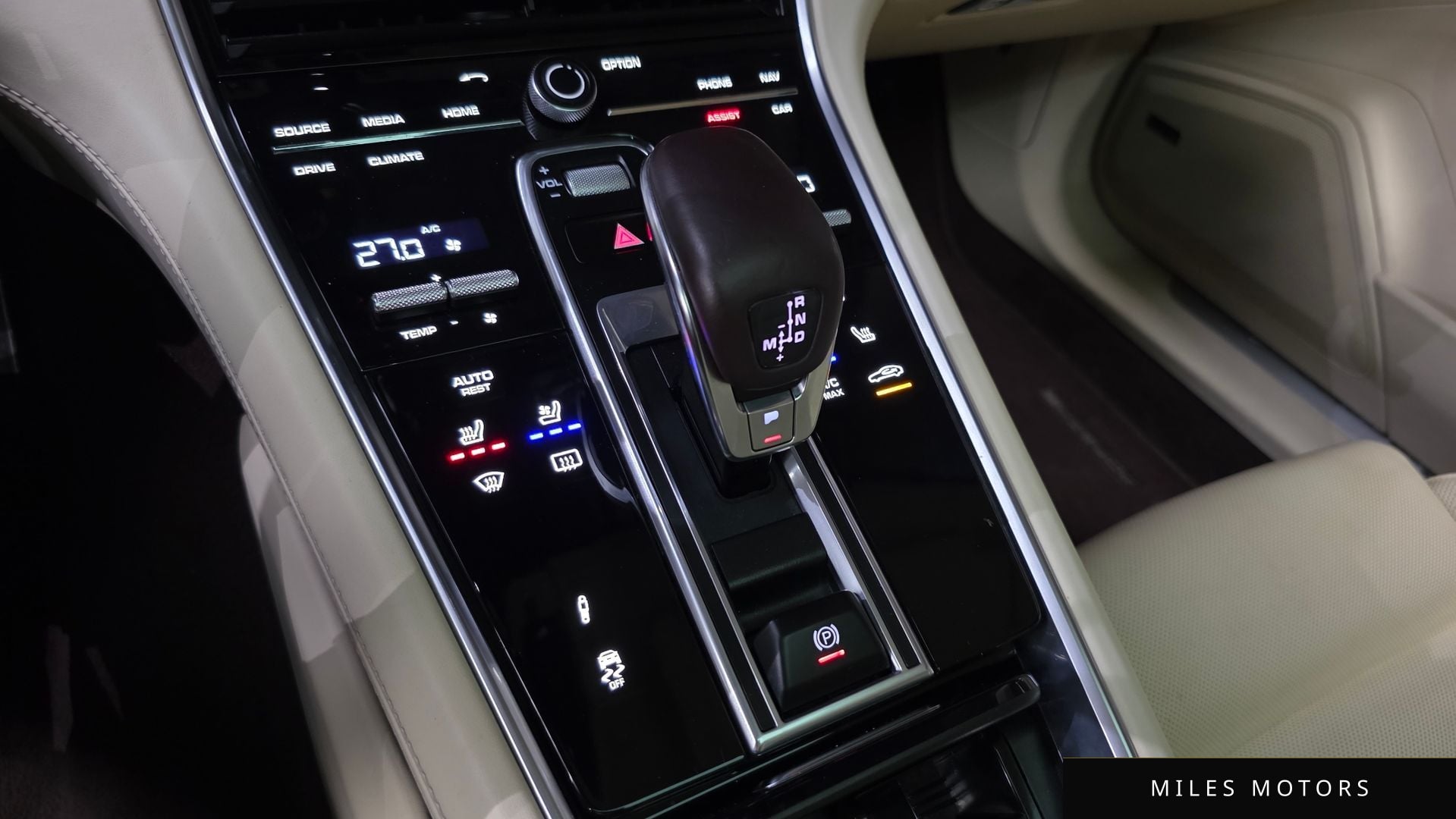 Porsche Panamera 2017 — миниатюра 9