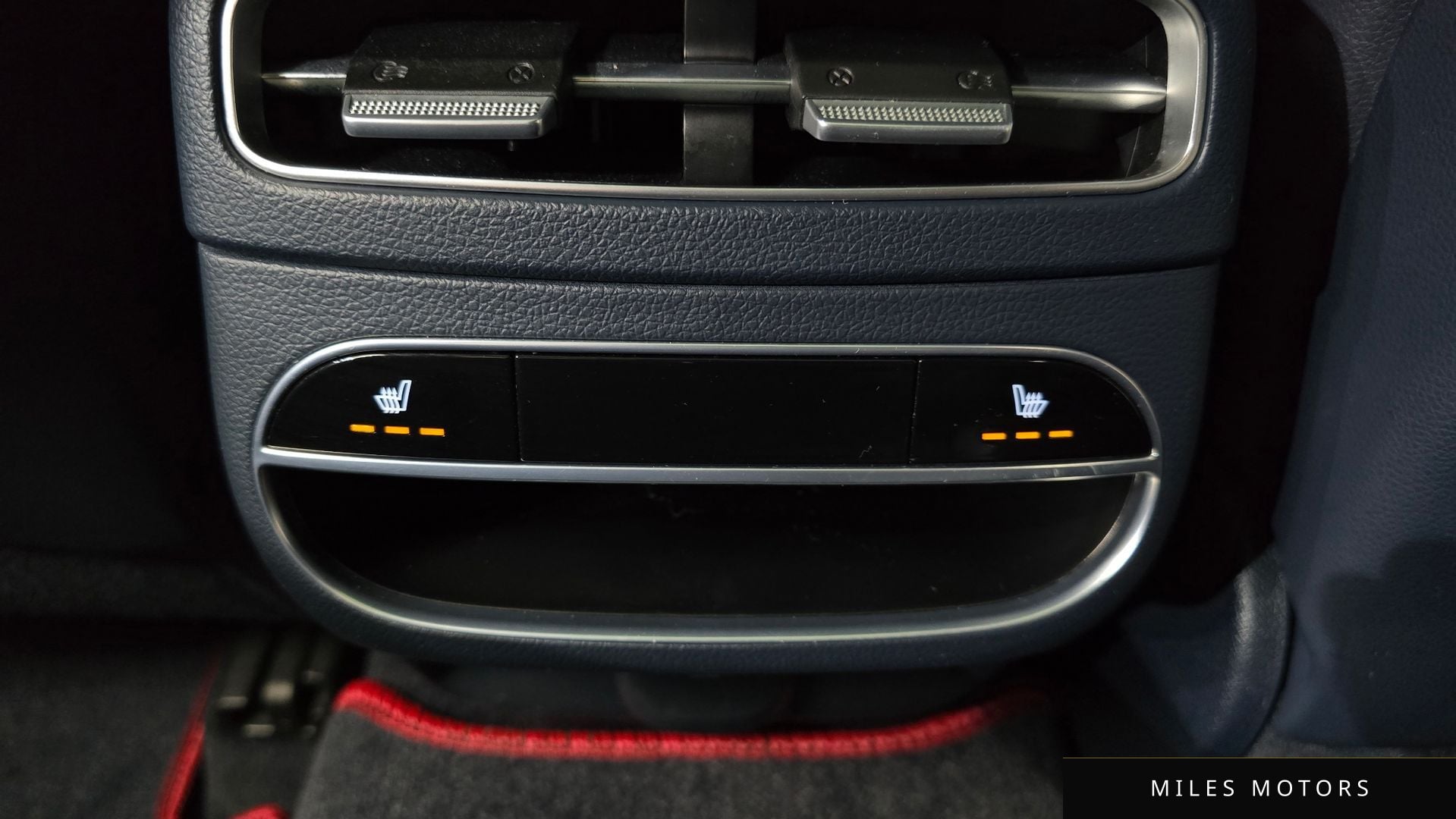 Genesis GV70 2022 — миниатюра 18