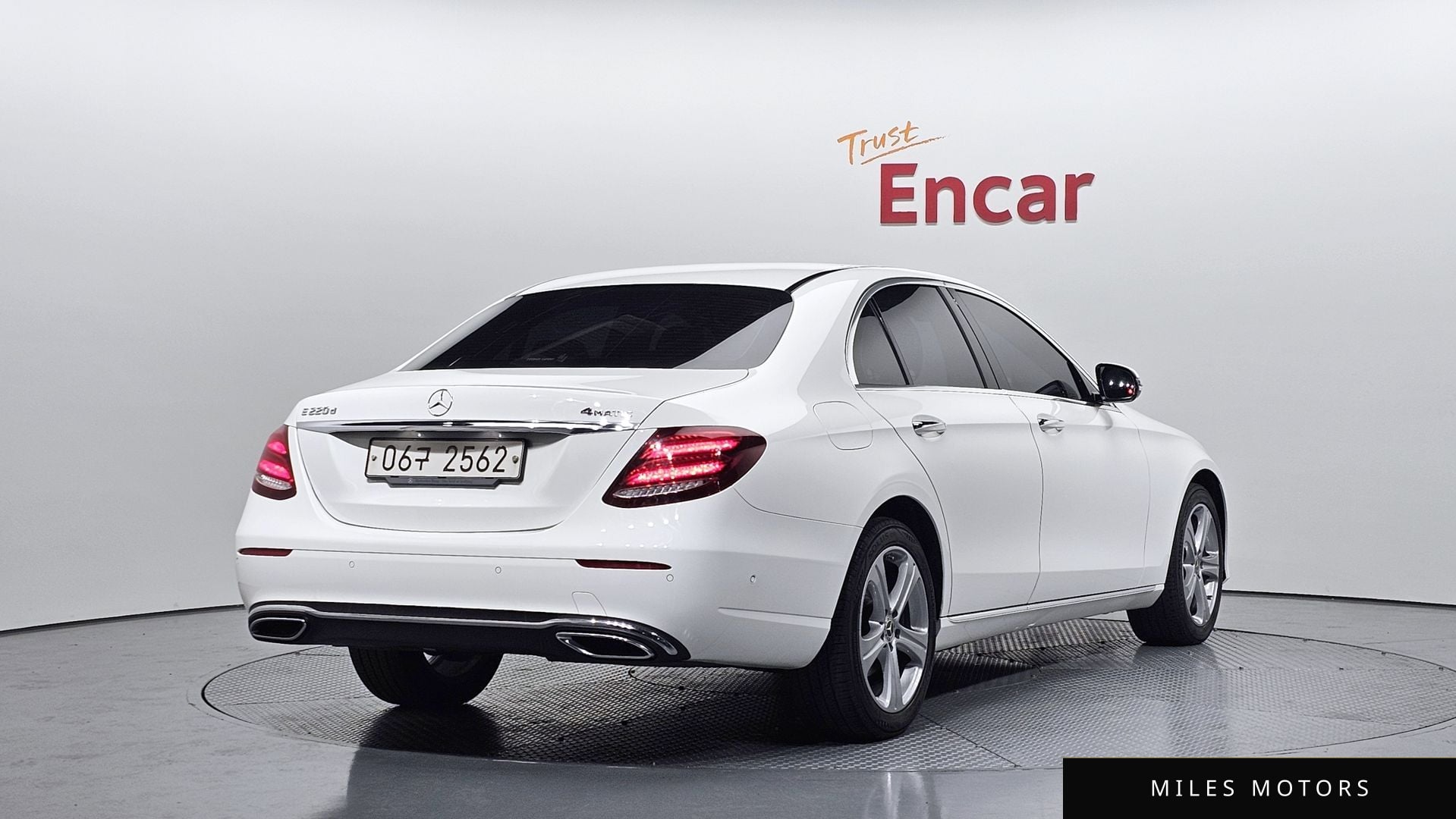 Mercedes-Benz E-Class W213 2017 — миниатюра 2