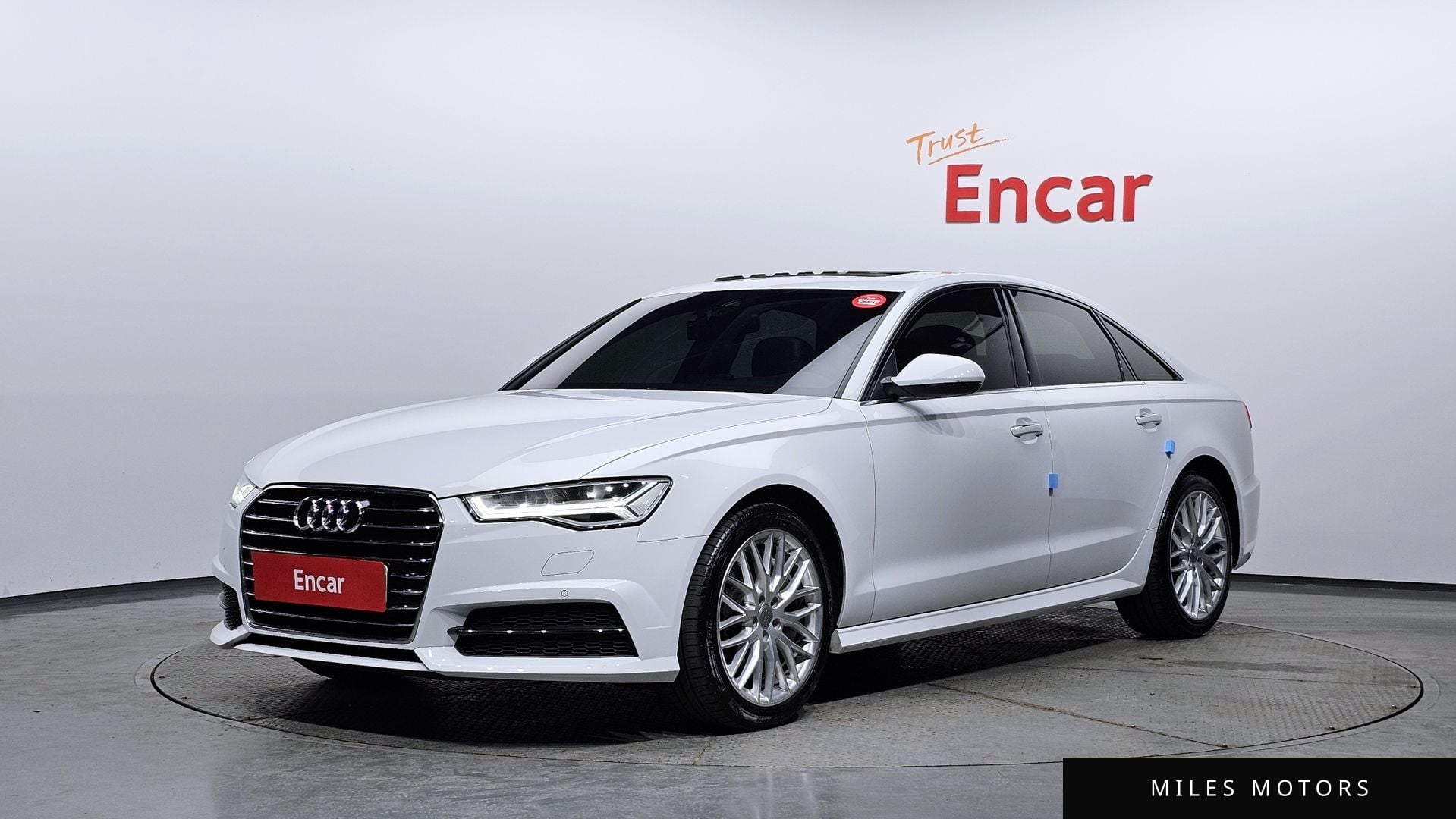 Audi A6 2018 — фото 1 из 12