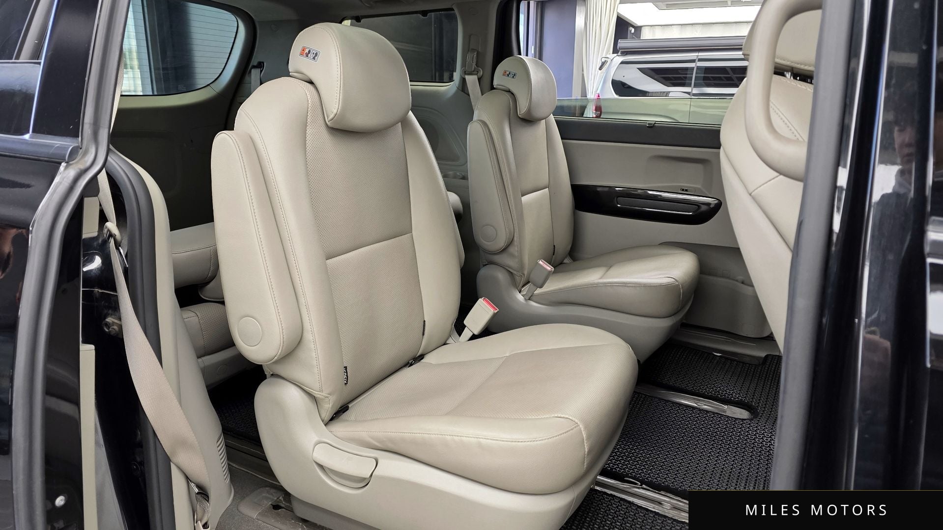 Kia Canival 2016 — миниатюра 12