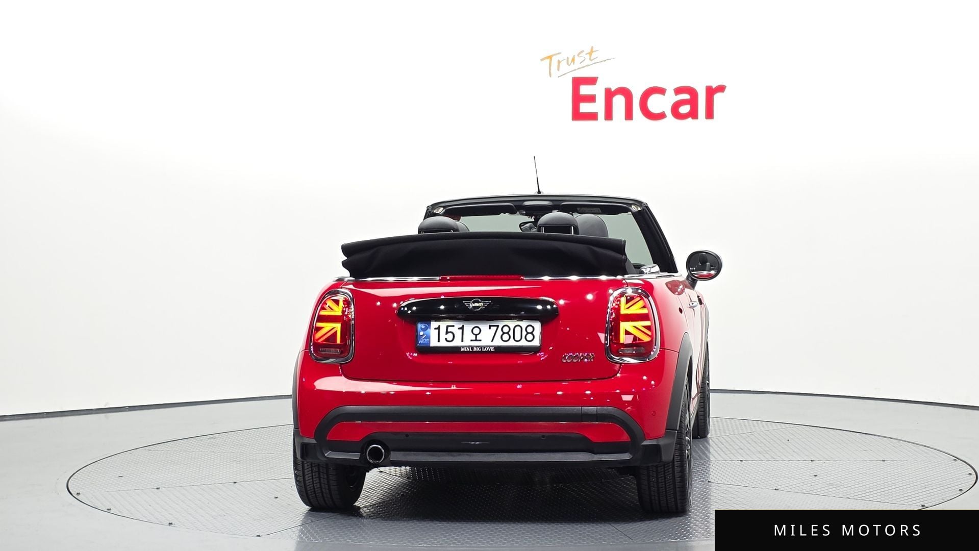 MINI 쿠퍼 컨버터블 2024 — миниатюра 4