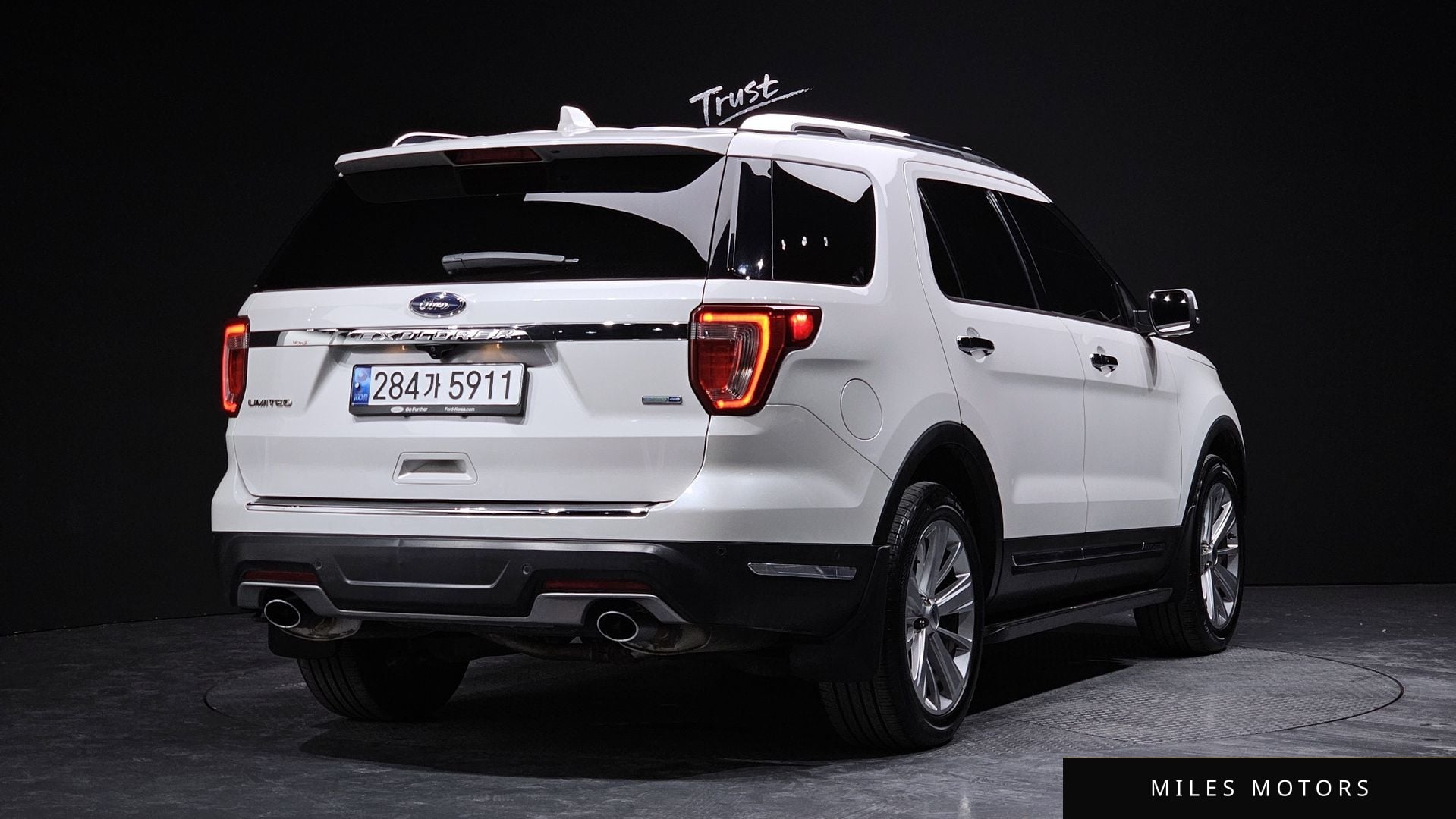 Ford Explorer 2018 — миниатюра 2