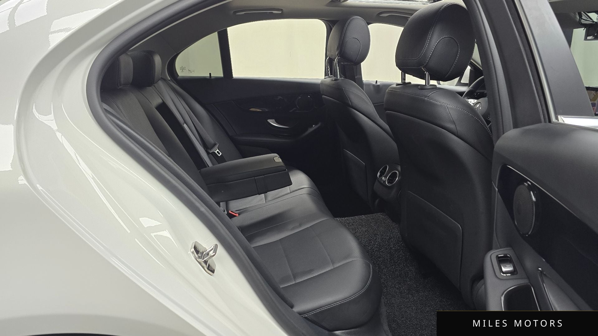 Mercedes-Benz C-Class W205 2020 — миниатюра 12