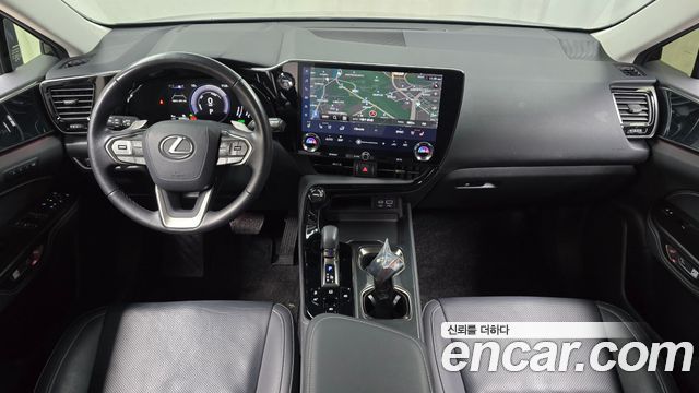 Лексус NX350h 2023 — миниатюра 7