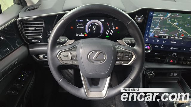 Лексус NX350h 2023 — миниатюра 13